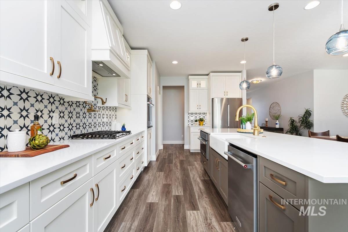 17628 N Pass City Pl, Nampa, Idaho 83687, 4 Bedrooms, 2.5 Bathrooms, Residential For Sale, Price $879,000,MLS 98980704