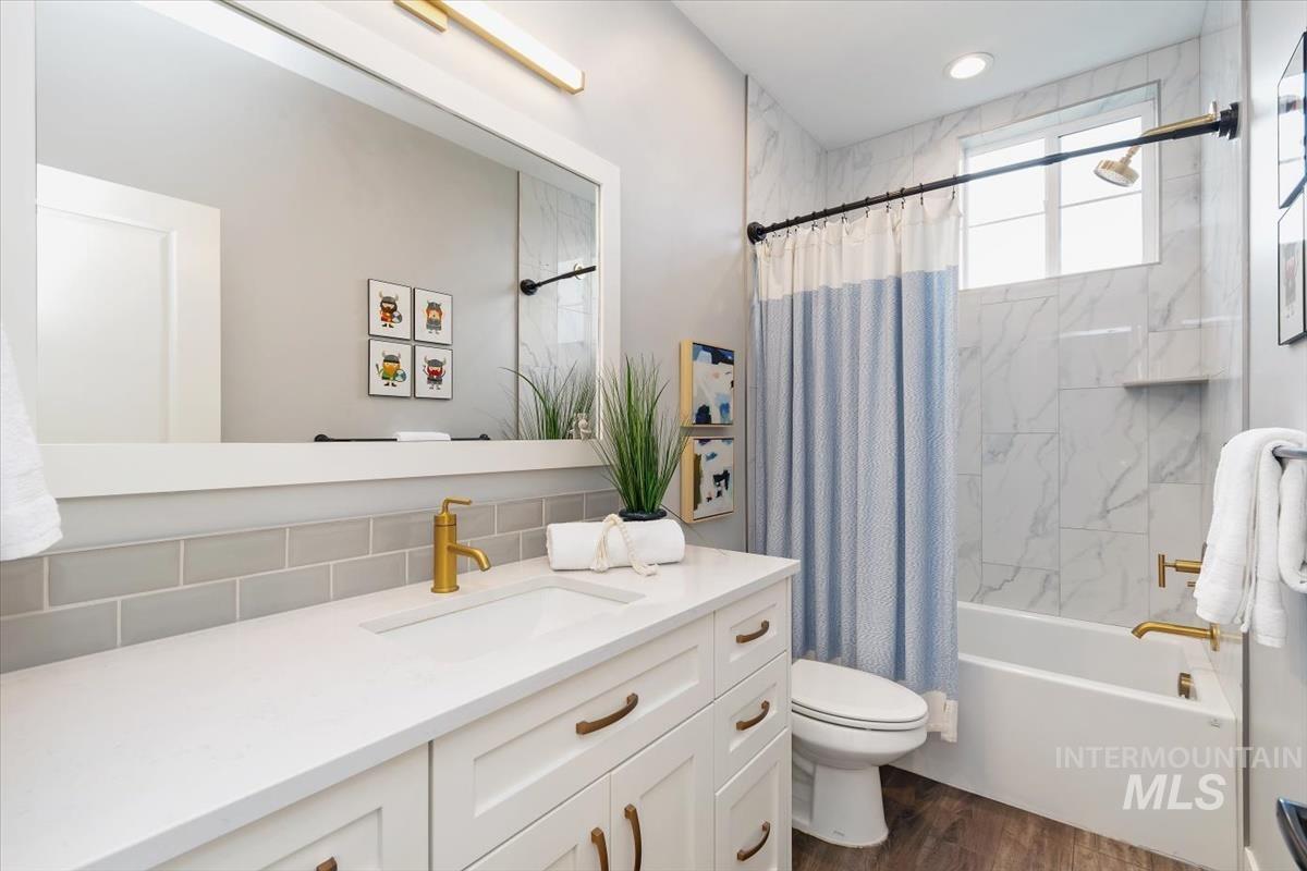 17628 N Pass City Pl, Nampa, Idaho 83687, 4 Bedrooms, 2.5 Bathrooms, Residential For Sale, Price $879,000,MLS 98980704