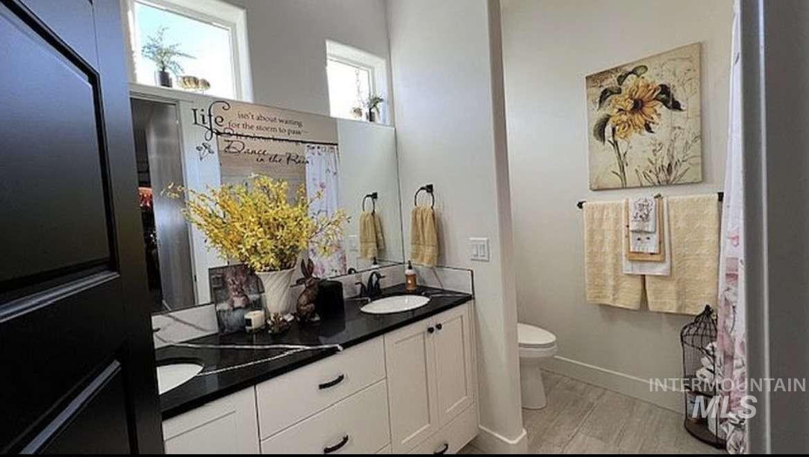 8834 E Snow Drop St, Nampa, Idaho 83687, 3 Bedrooms, 2 Bathrooms, Residential For Sale, Price $689,900,MLS 98980705