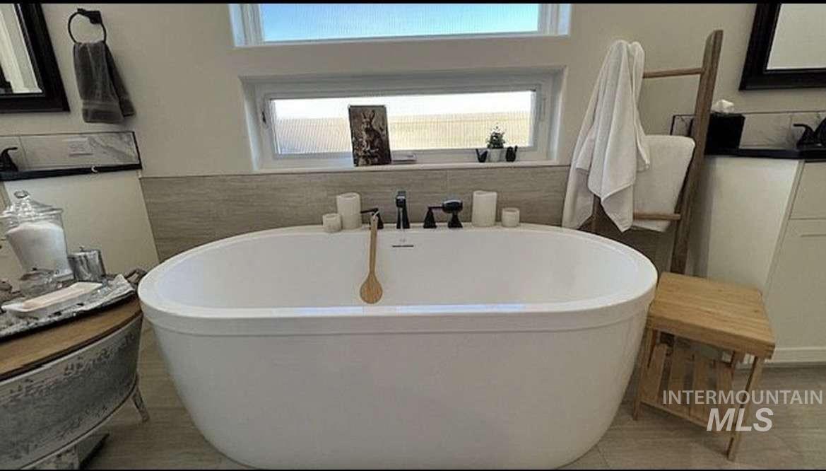 8834 E Snow Drop St, Nampa, Idaho 83687, 3 Bedrooms, 2 Bathrooms, Residential For Sale, Price $689,900,MLS 98980705