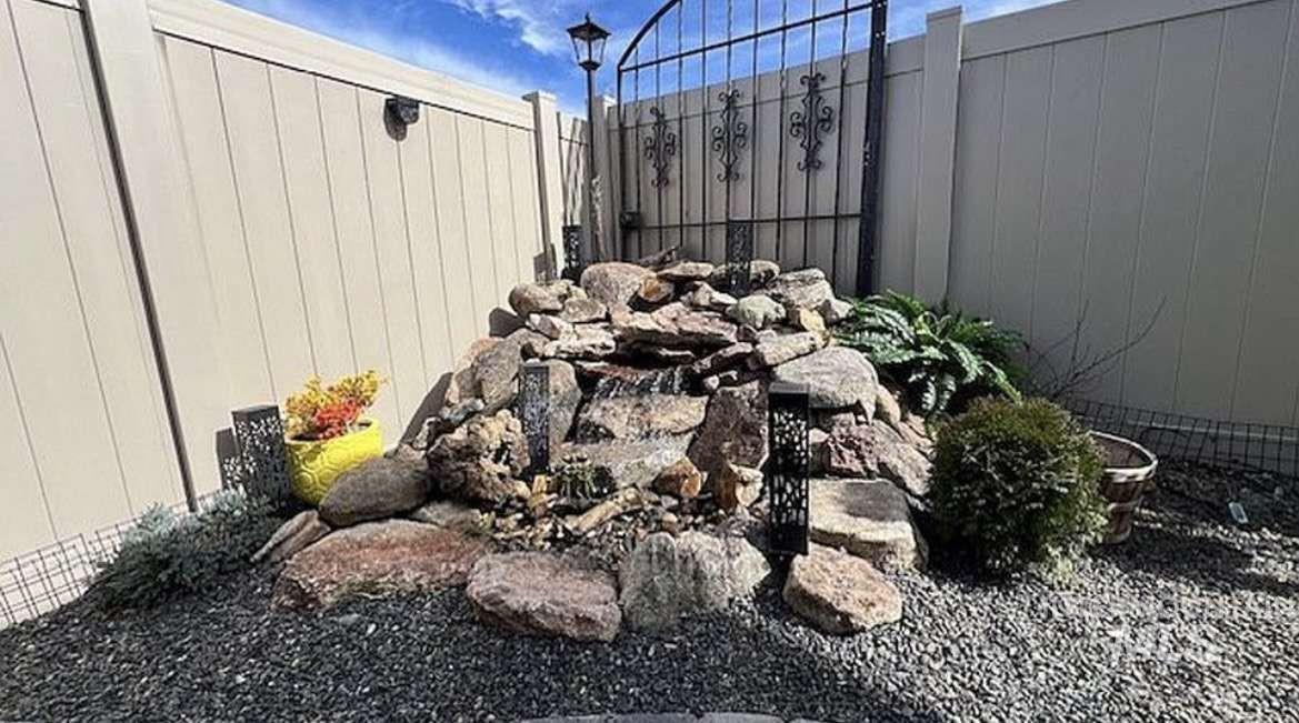 8834 E Snow Drop St, Nampa, Idaho 83687, 3 Bedrooms, 2 Bathrooms, Residential For Sale, Price $689,900,MLS 98980705