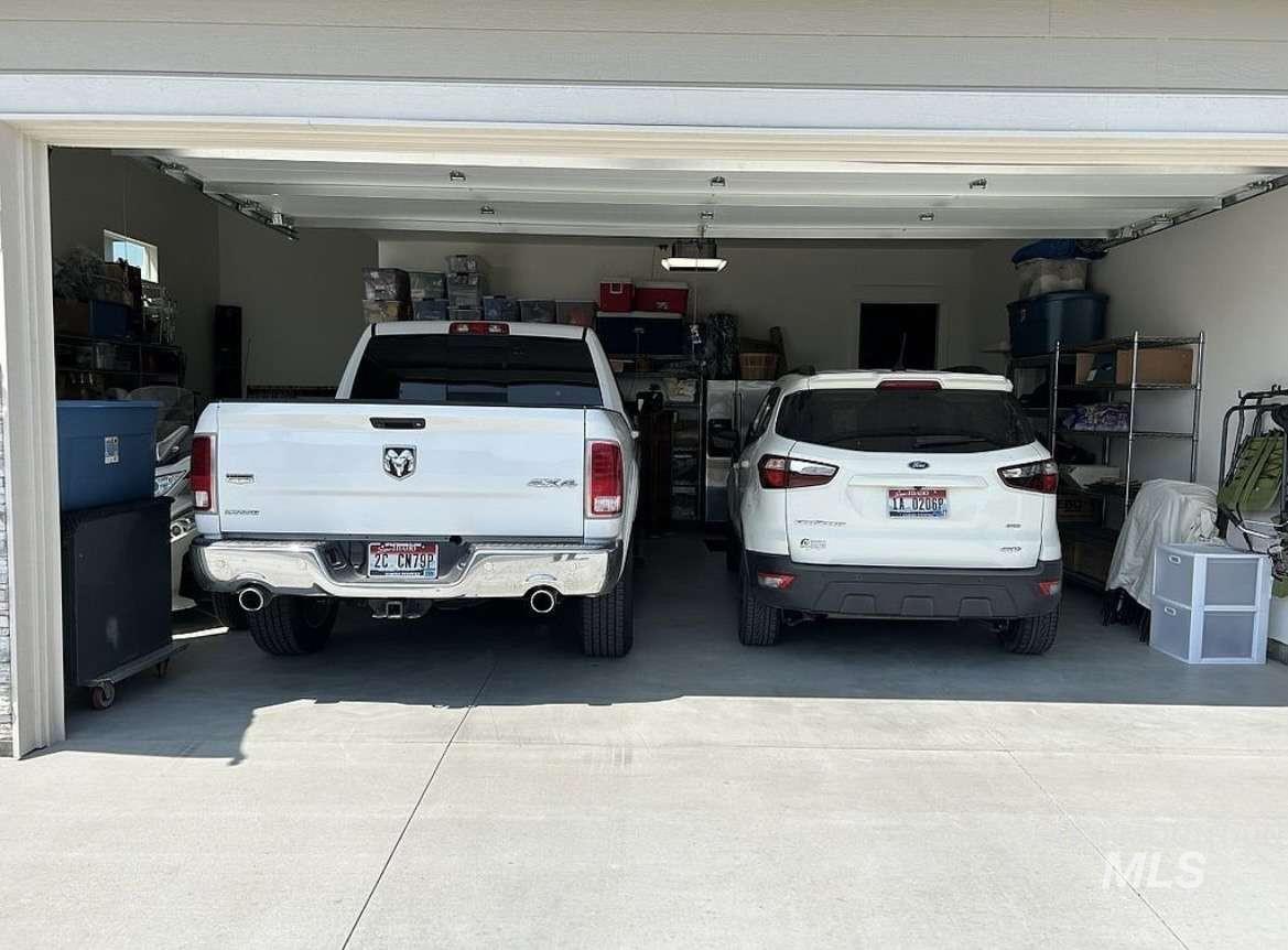 8834 E Snow Drop St, Nampa, Idaho 83687, 3 Bedrooms, 2 Bathrooms, Residential For Sale, Price $689,900,MLS 98980705