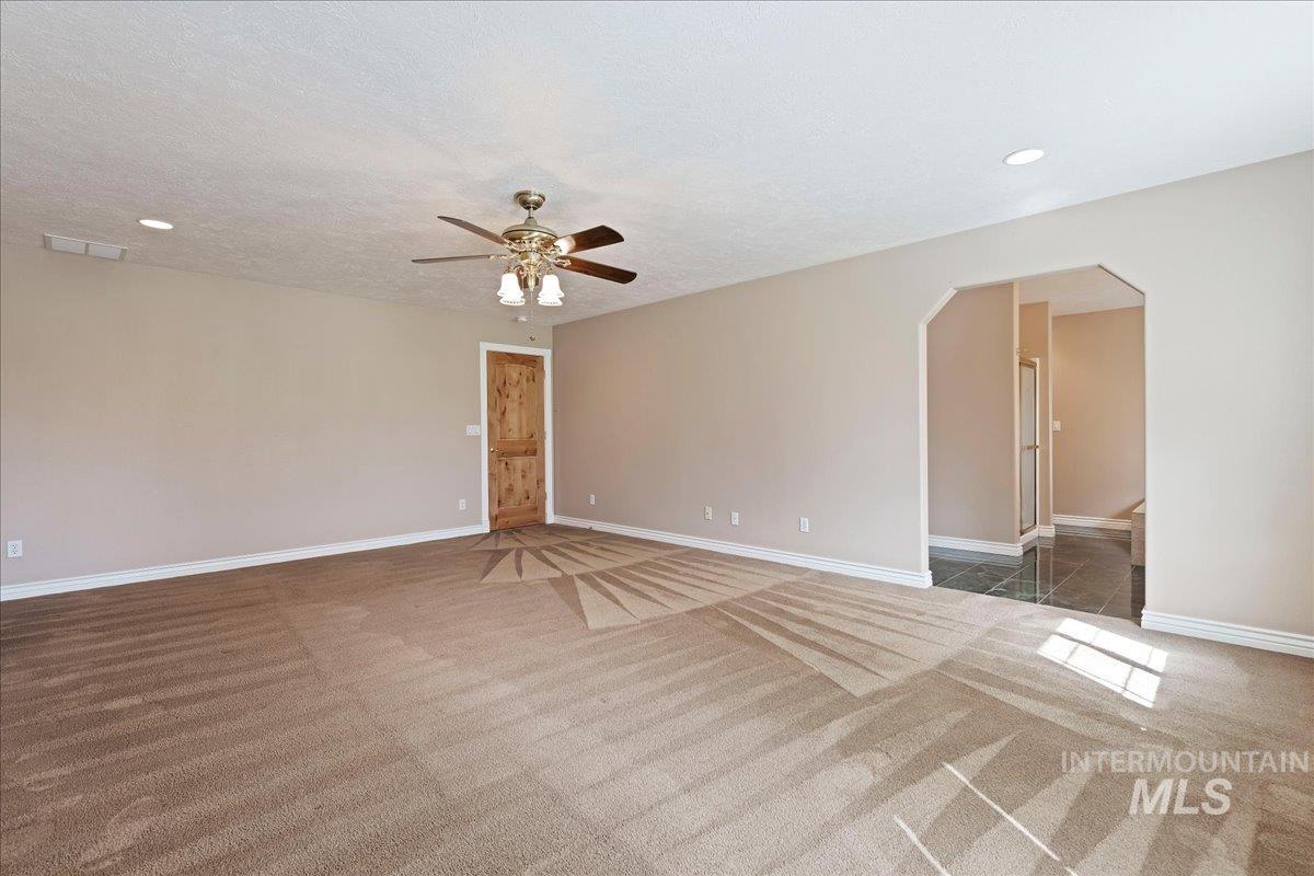 2393 NE 21st St, Payette, Idaho 83661, 4 Bedrooms, 2 Bathrooms, Residential For Sale, Price $855,000,MLS 98980707