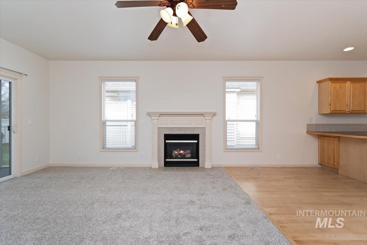 356 S Golden Eagle Lane, Eagle, Idaho 83616, 3 Bedrooms, 2 Bathrooms, Residential For Sale, Price $465,000,MLS 98980708