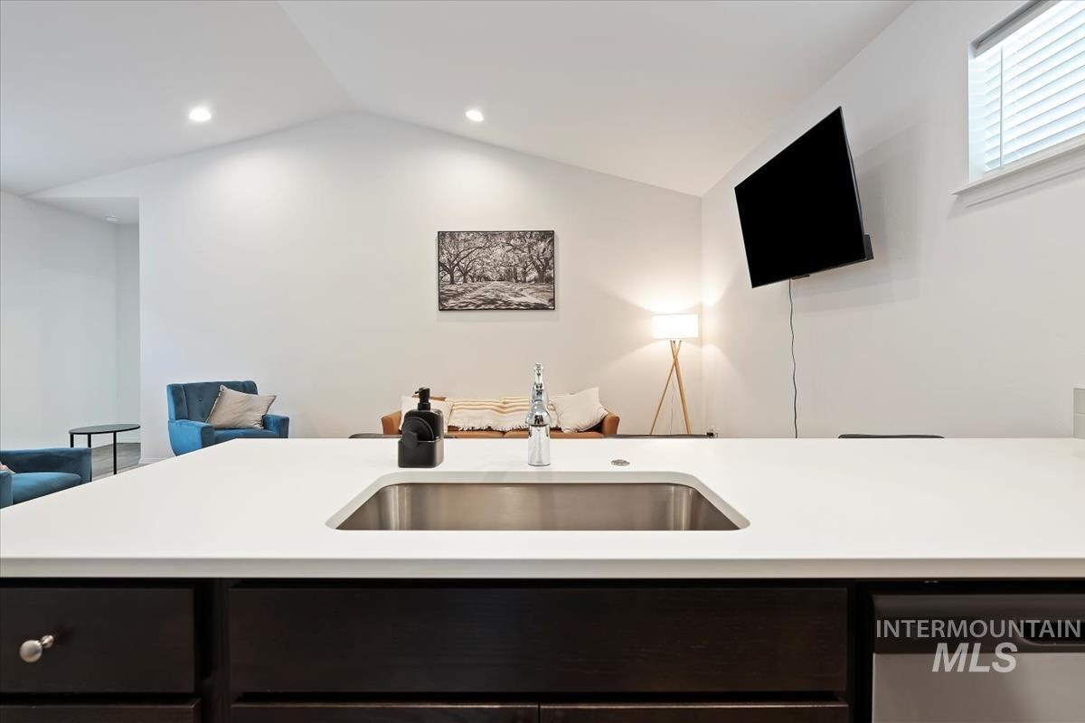 1959 NW Enterprise Street, Mountain Home, Idaho 83647, 2 Bedrooms, 2 Bathrooms, Residential For Sale, Price $294,900,MLS 98980715