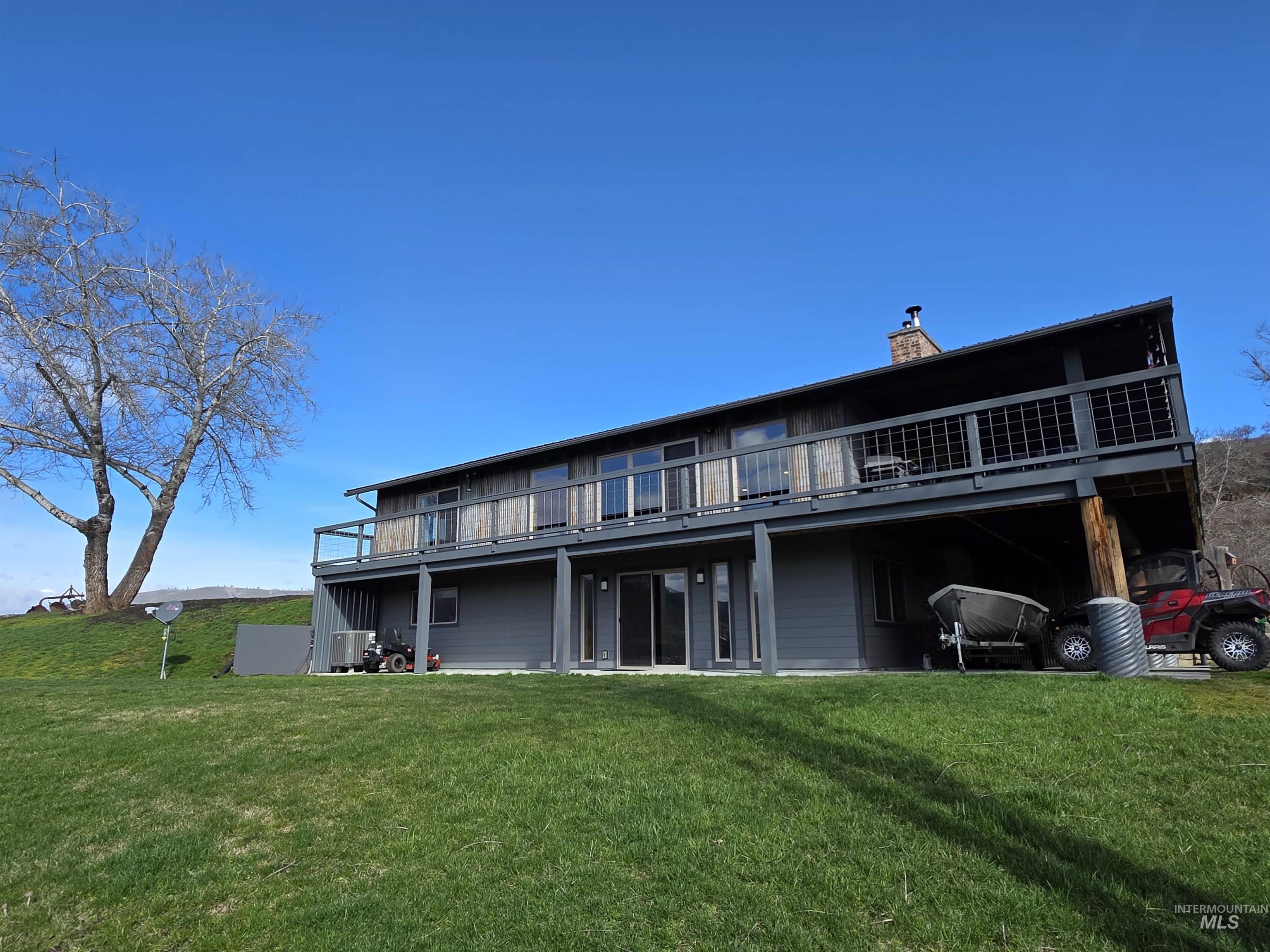 131 Beaver Nob Dr, Kamiah, Idaho 83536, 3 Bedrooms, 2 Bathrooms, Residential For Sale, Price $894,500,MLS 98980722