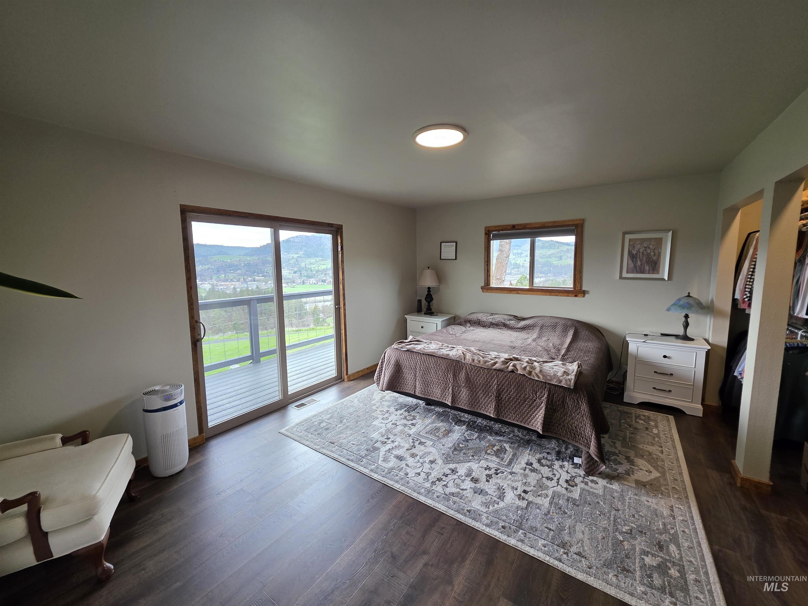 131 Beaver Nob Dr, Kamiah, Idaho 83536, 3 Bedrooms, 2 Bathrooms, Residential For Sale, Price $894,500,MLS 98980722