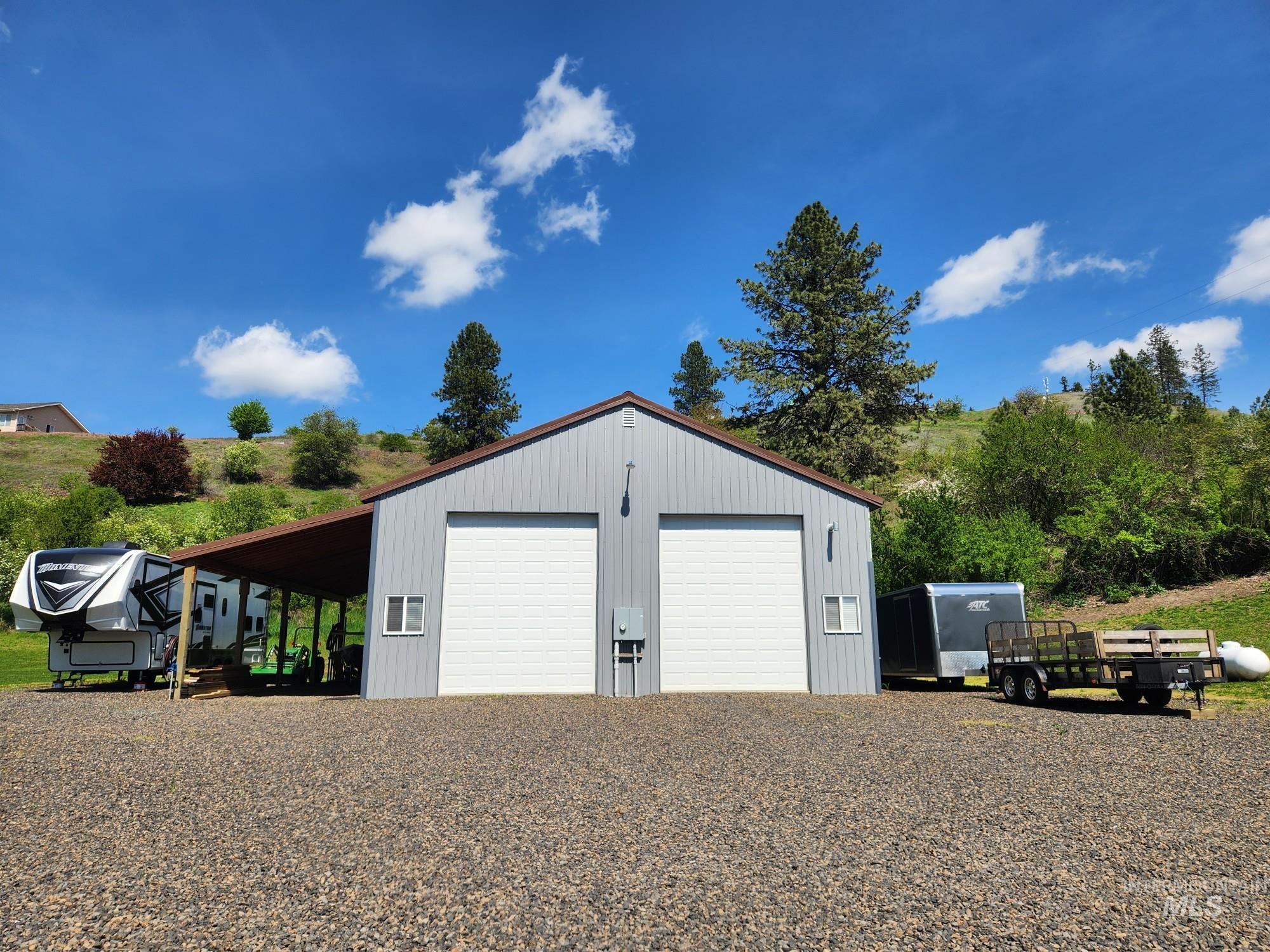 131 Beaver Nob Dr, Kamiah, Idaho 83536, 3 Bedrooms, 2 Bathrooms, Residential For Sale, Price $894,500,MLS 98980722