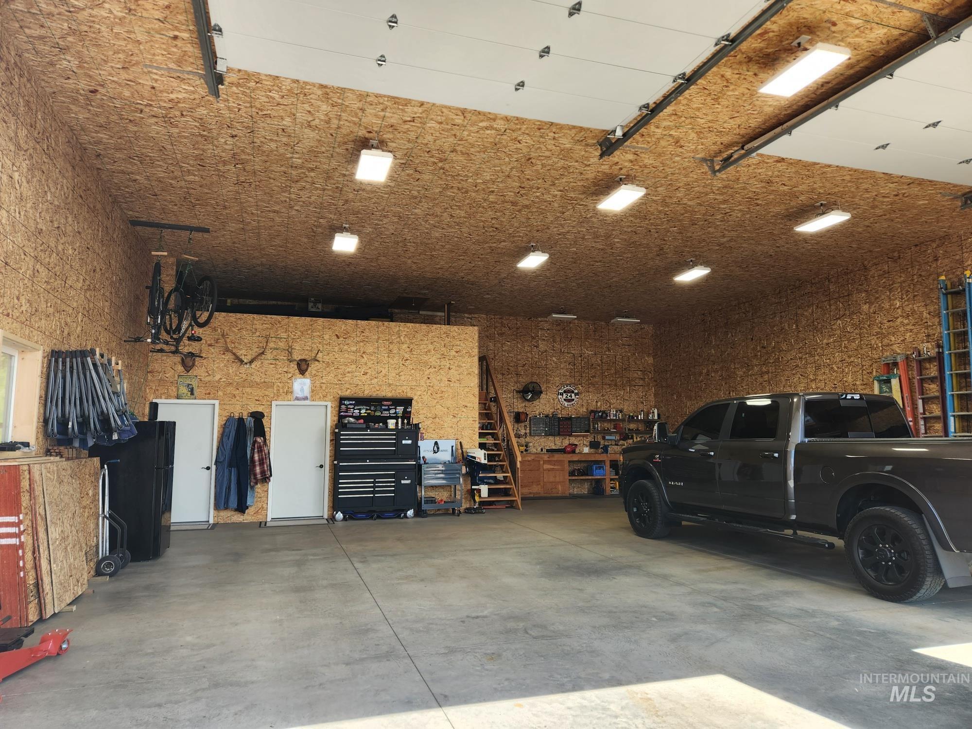 131 Beaver Nob Dr, Kamiah, Idaho 83536, 3 Bedrooms, 2 Bathrooms, Residential For Sale, Price $894,500,MLS 98980722