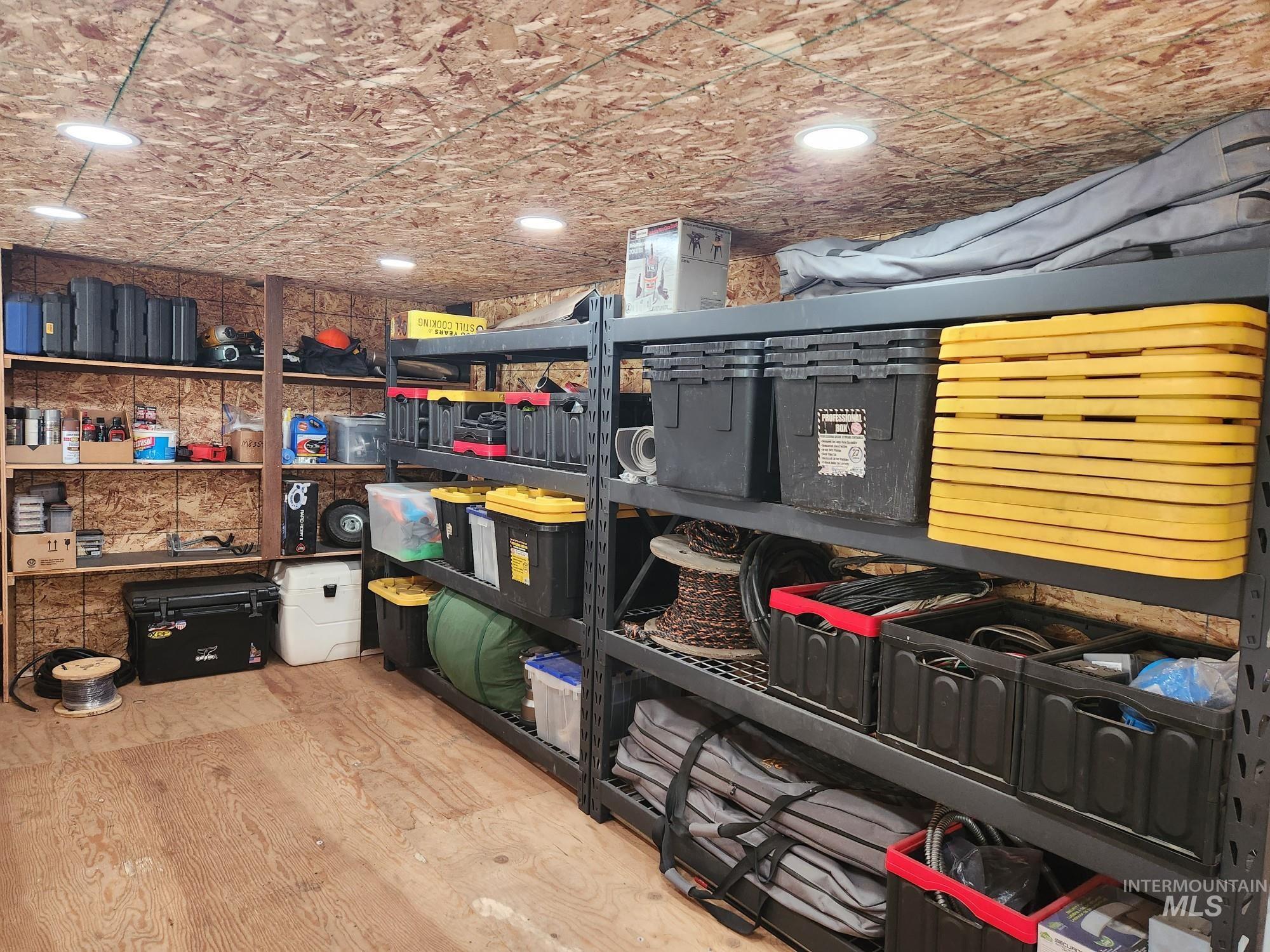 131 Beaver Nob Dr, Kamiah, Idaho 83536, 3 Bedrooms, 2 Bathrooms, Residential For Sale, Price $894,500,MLS 98980722