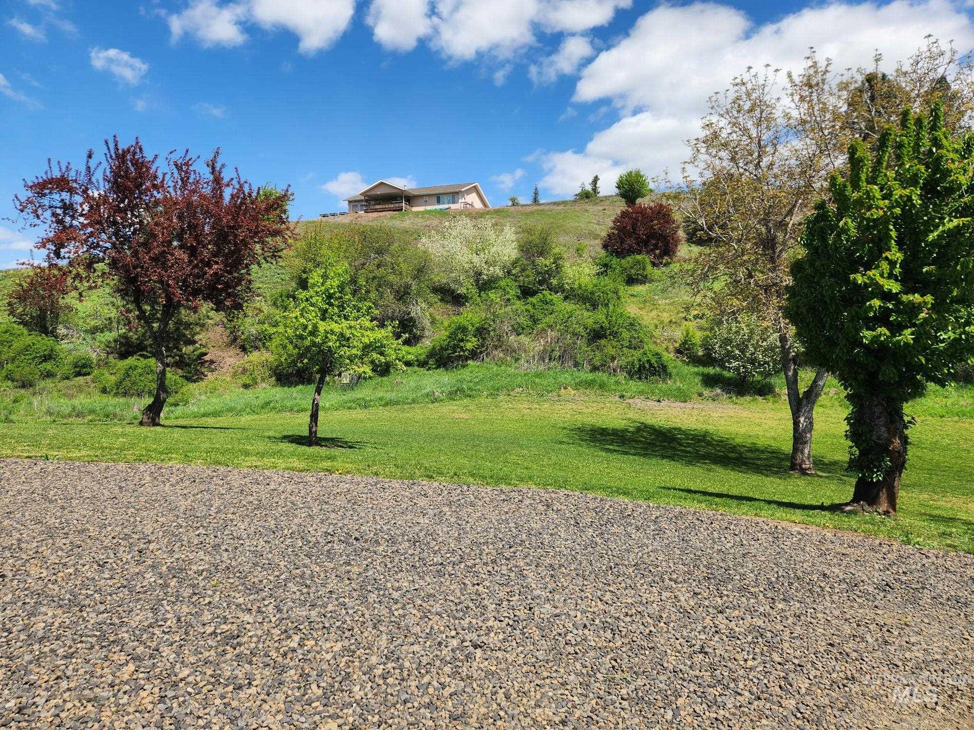 131 Beaver Nob Dr, Kamiah, Idaho 83536, 3 Bedrooms, 2 Bathrooms, Residential For Sale, Price $894,500,MLS 98980722