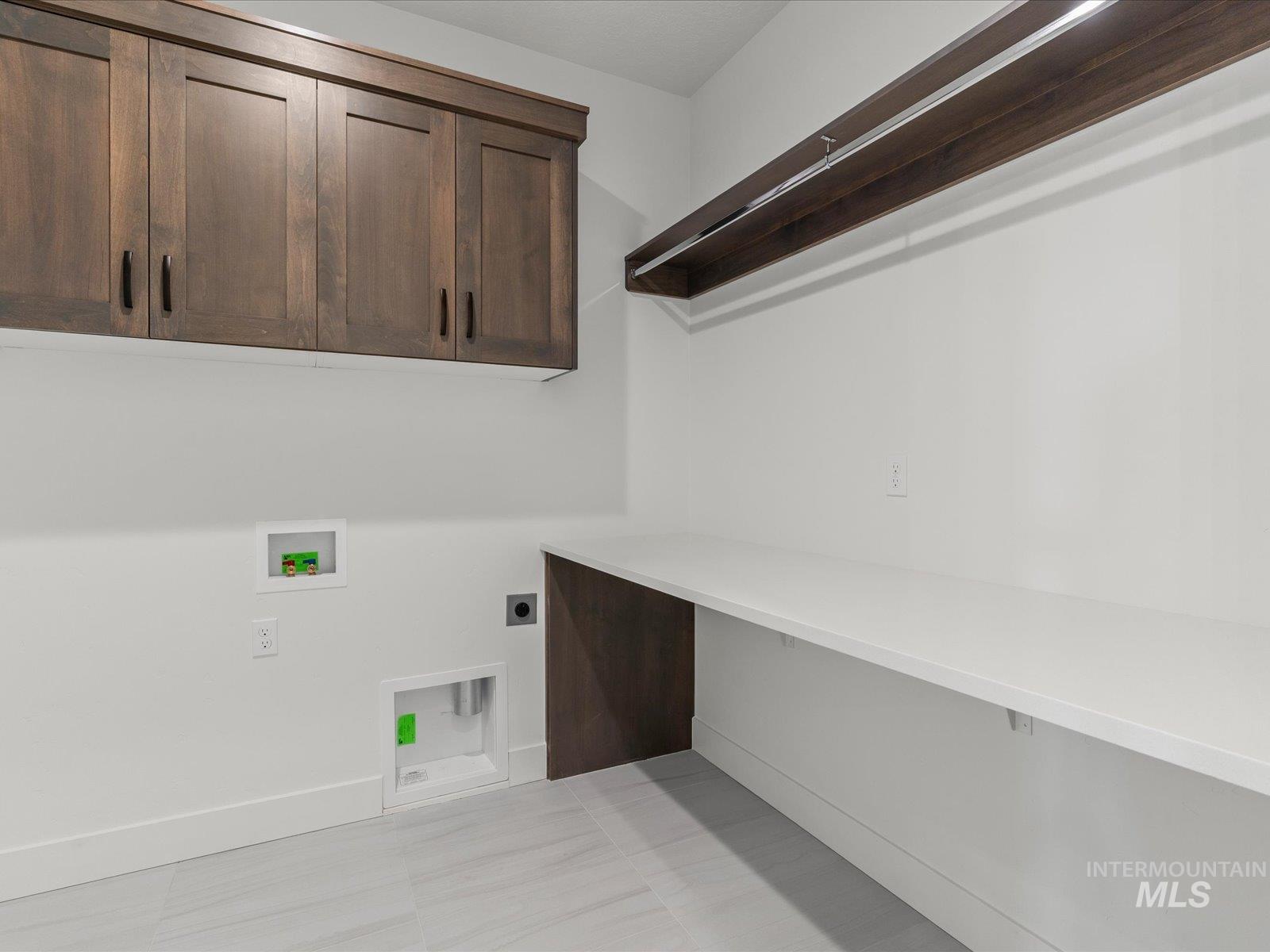 365 S Bumper Way, Boise, Idaho 83716, 3 Bedrooms, 2 Bathrooms, Residential For Sale, Price $489,900,MLS 98980723