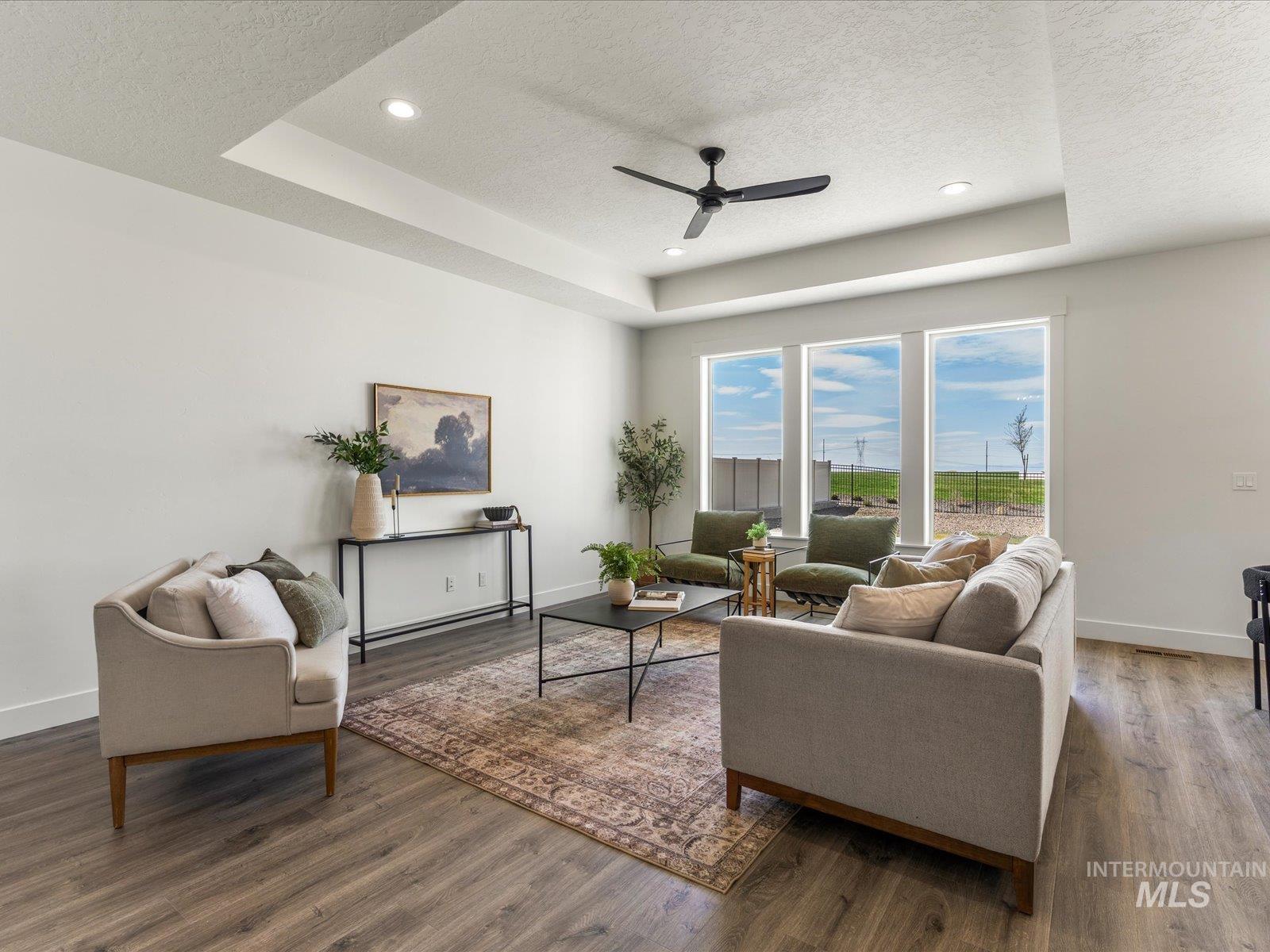 365 S Bumper Way, Boise, Idaho 83716, 3 Bedrooms, 2 Bathrooms, Residential For Sale, Price $489,900,MLS 98980723