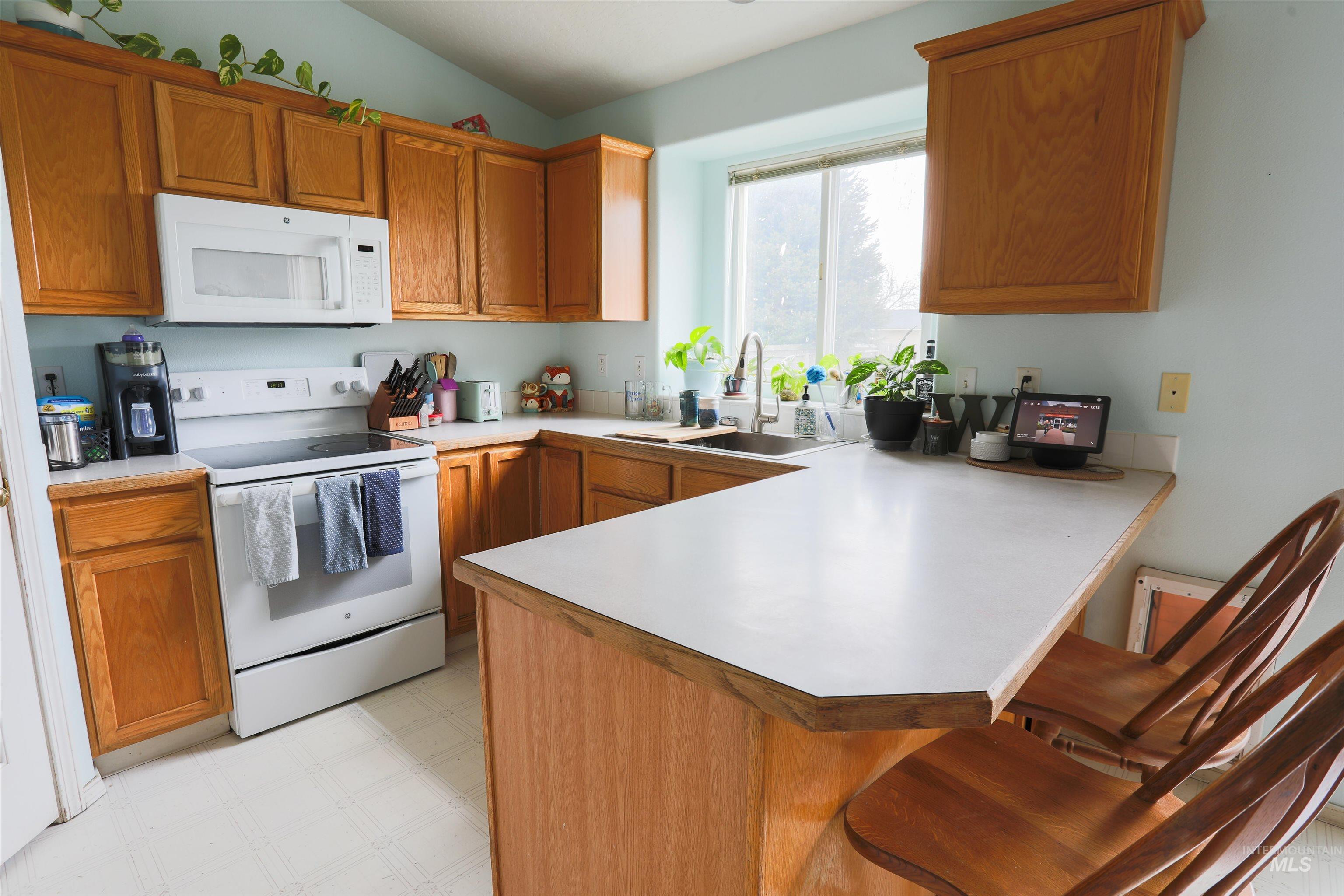 611 Chadham Ct, Fruitland, Idaho 83619, 3 Bedrooms, 2 Bathrooms, Residential For Sale, Price $320,000,MLS 98980727