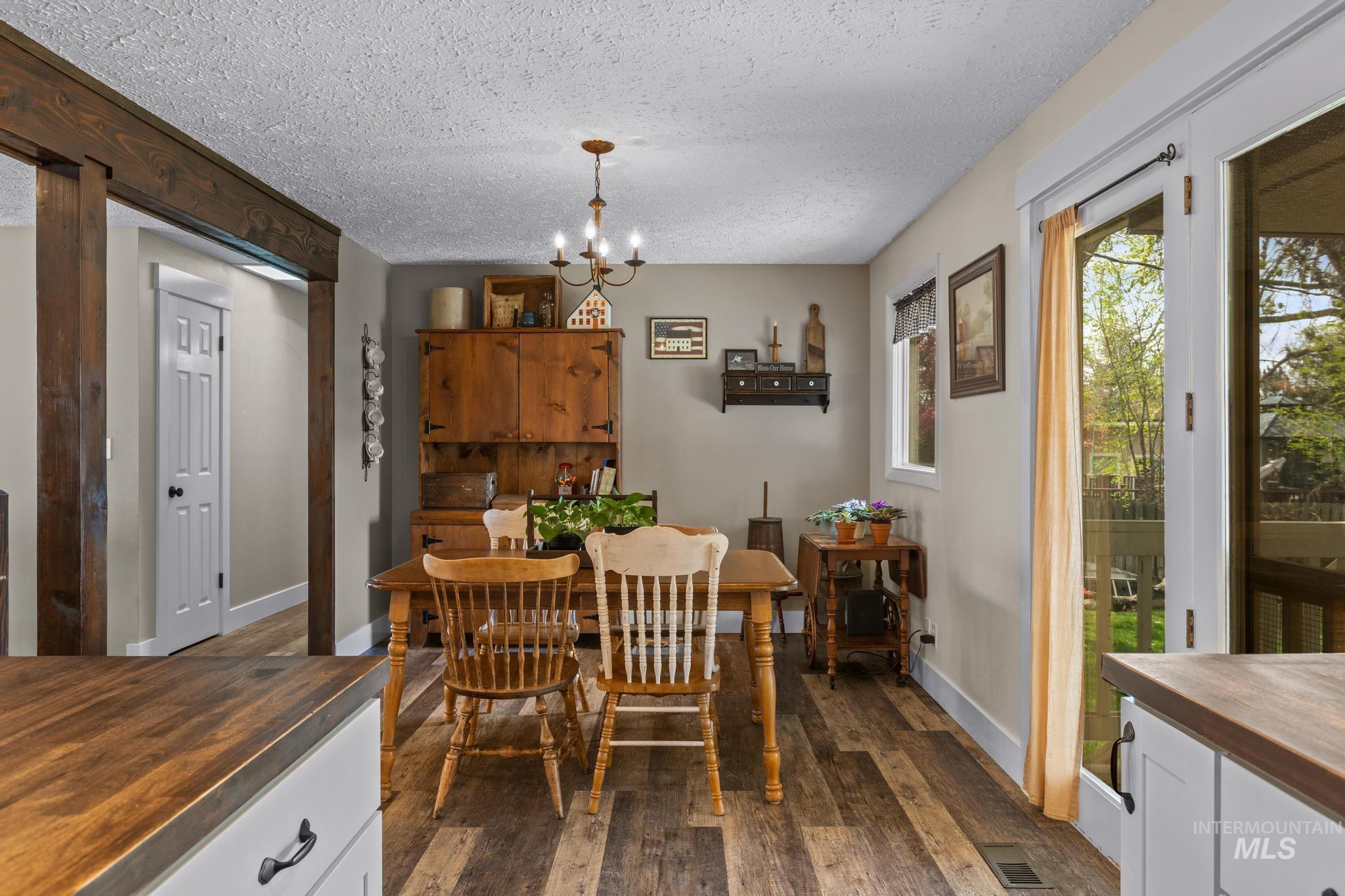 4715 N Sorrento, Boise, Idaho 83704, 4 Bedrooms, 2 Bathrooms, Residential For Sale, Price $559,990,MLS 98980729