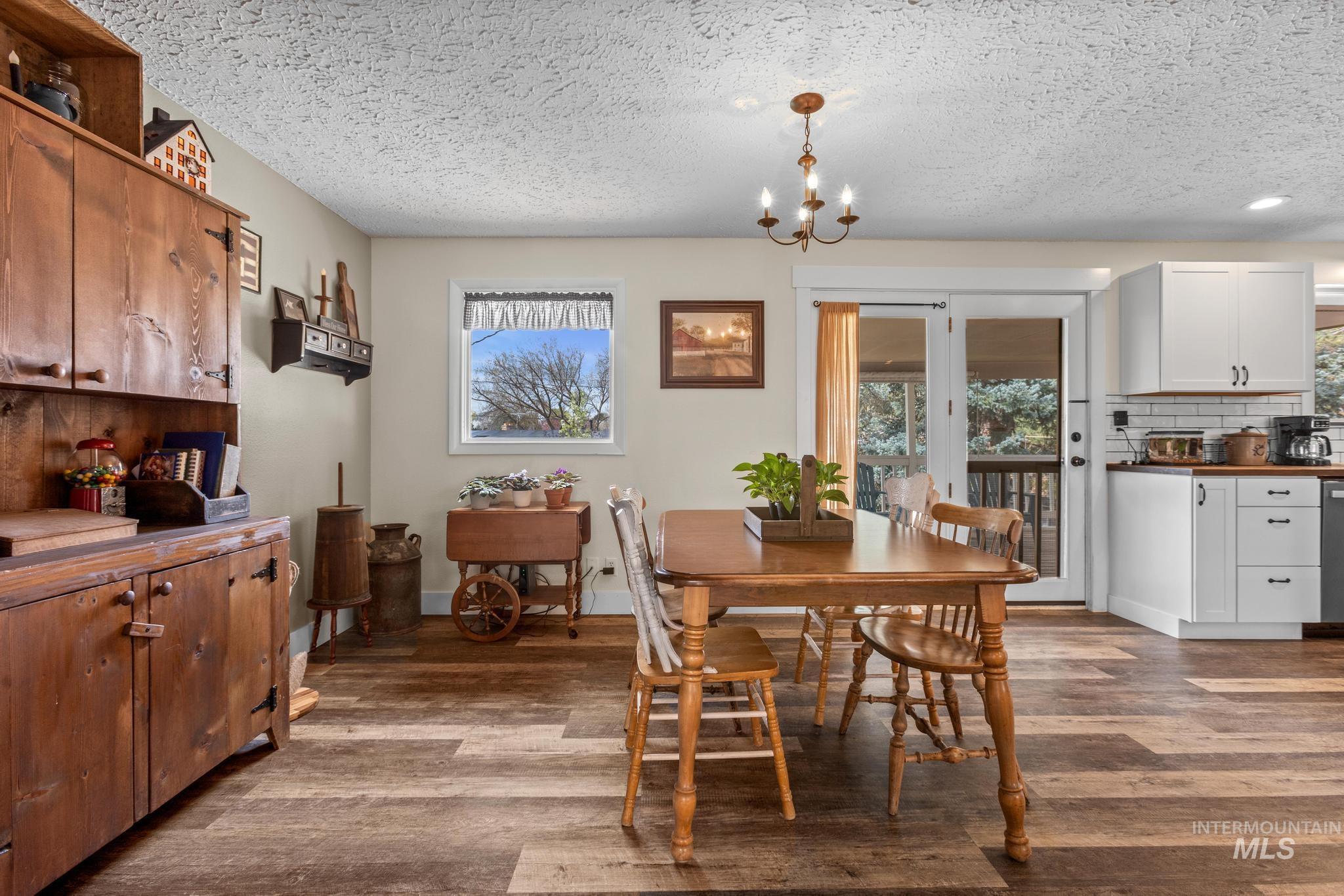 4715 N Sorrento, Boise, Idaho 83704, 4 Bedrooms, 2 Bathrooms, Residential For Sale, Price $559,990,MLS 98980729