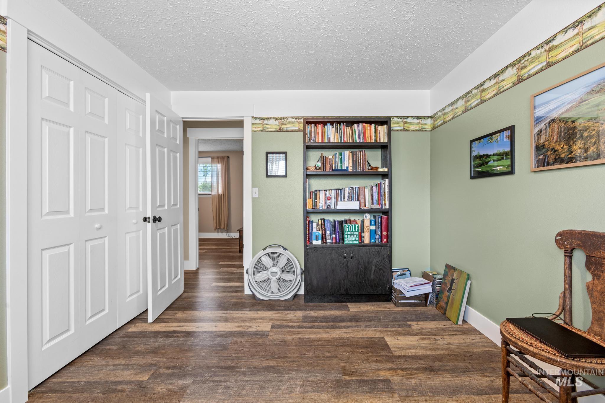 4715 N Sorrento, Boise, Idaho 83704, 4 Bedrooms, 2 Bathrooms, Residential For Sale, Price $559,990,MLS 98980729