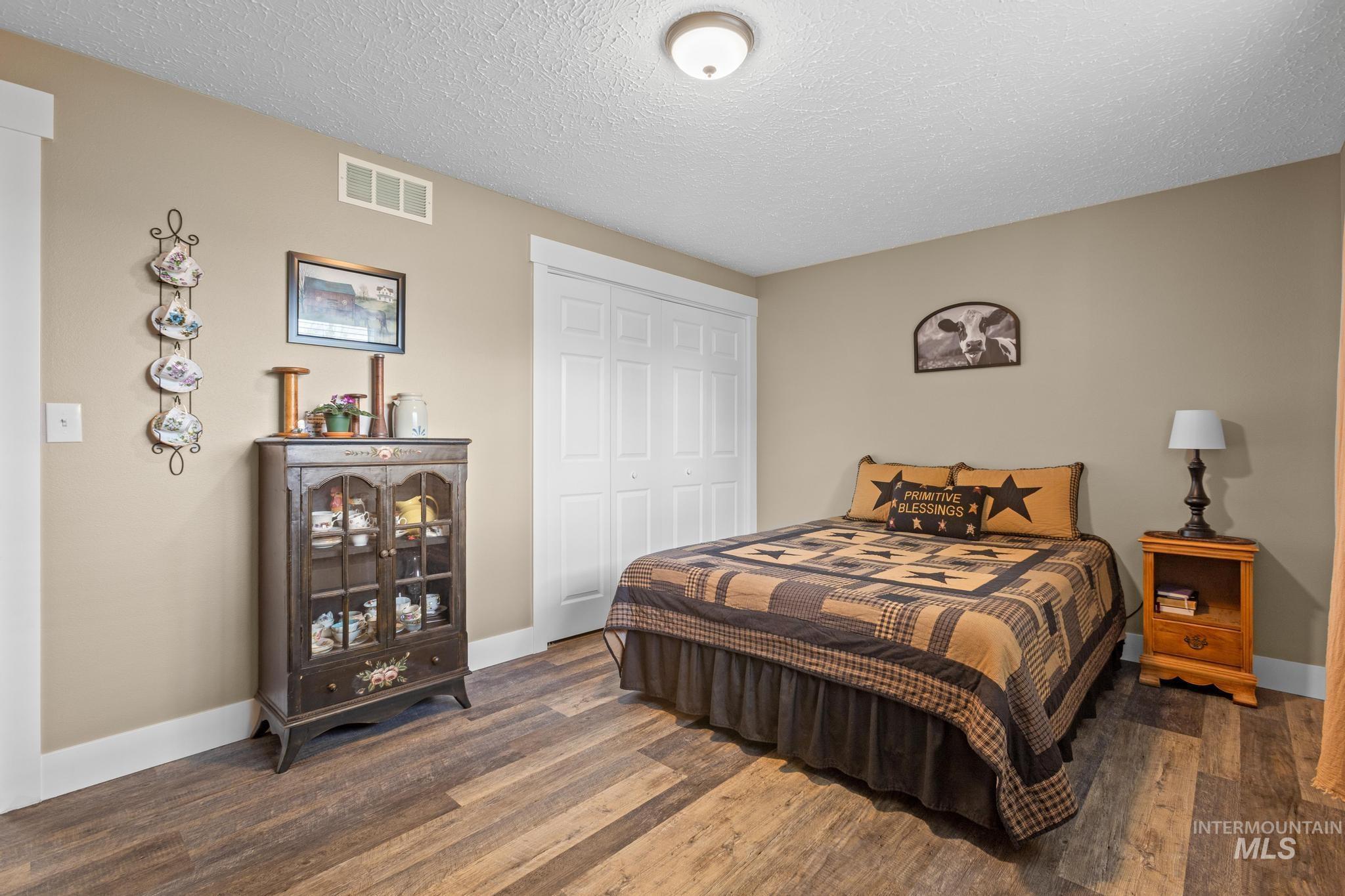 4715 N Sorrento, Boise, Idaho 83704, 4 Bedrooms, 2 Bathrooms, Residential For Sale, Price $559,990,MLS 98980729