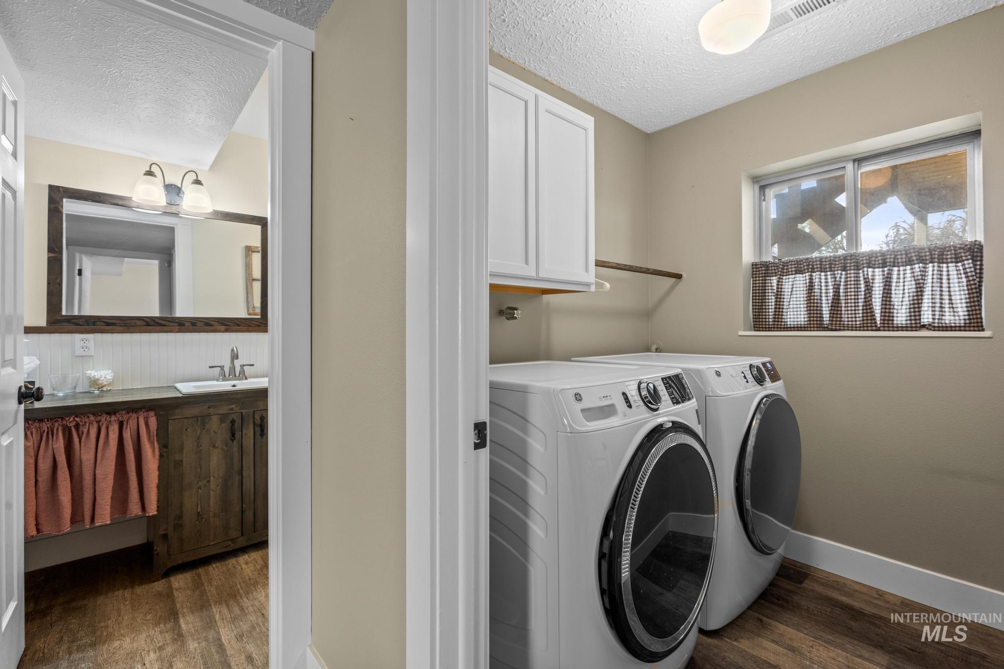 4715 N Sorrento, Boise, Idaho 83704, 4 Bedrooms, 2 Bathrooms, Residential For Sale, Price $559,990,MLS 98980729