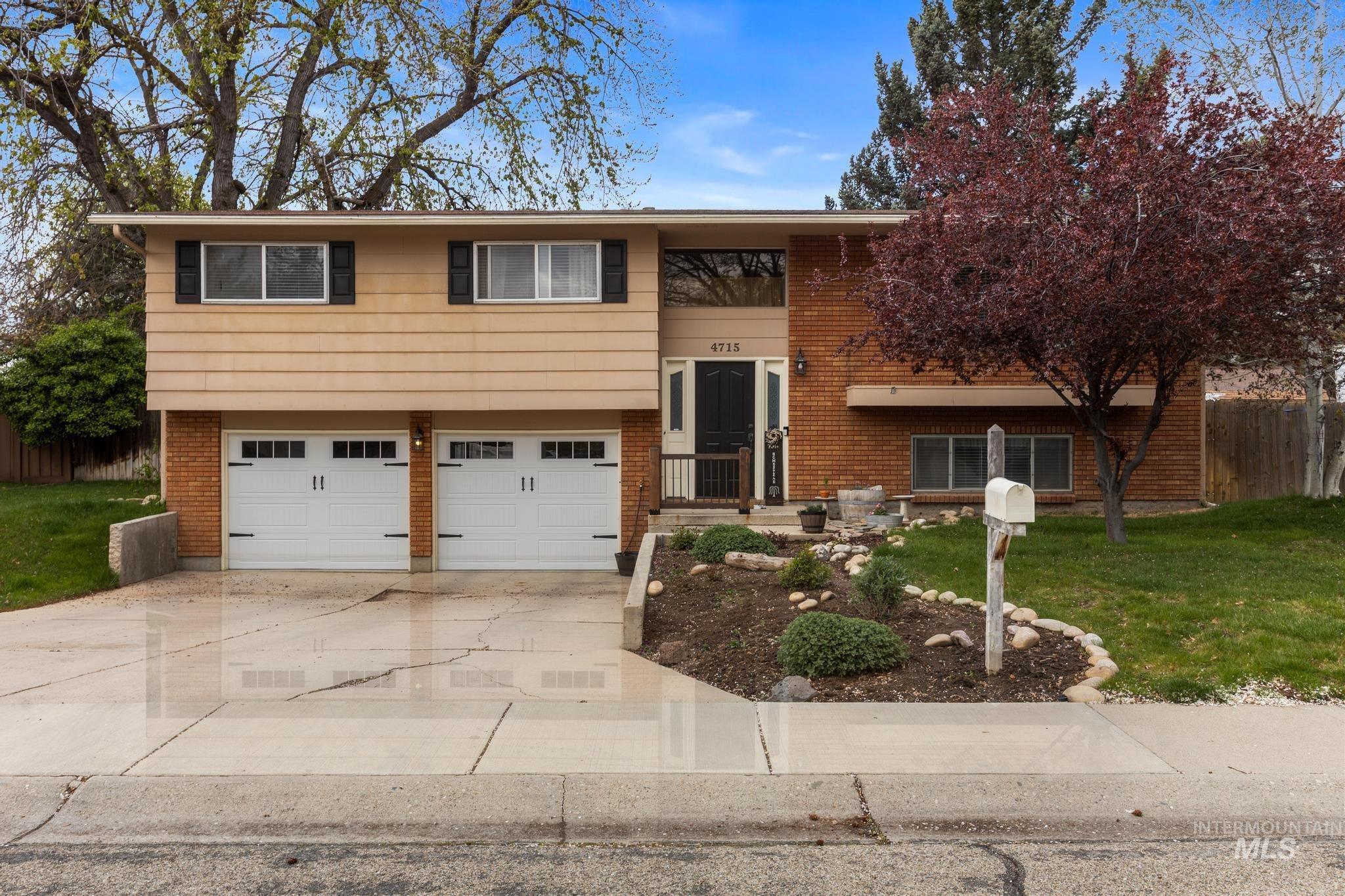 4715 N Sorrento, Boise, Idaho 83704, 4 Bedrooms, 2 Bathrooms, Residential For Sale, Price $559,990,MLS 98980729