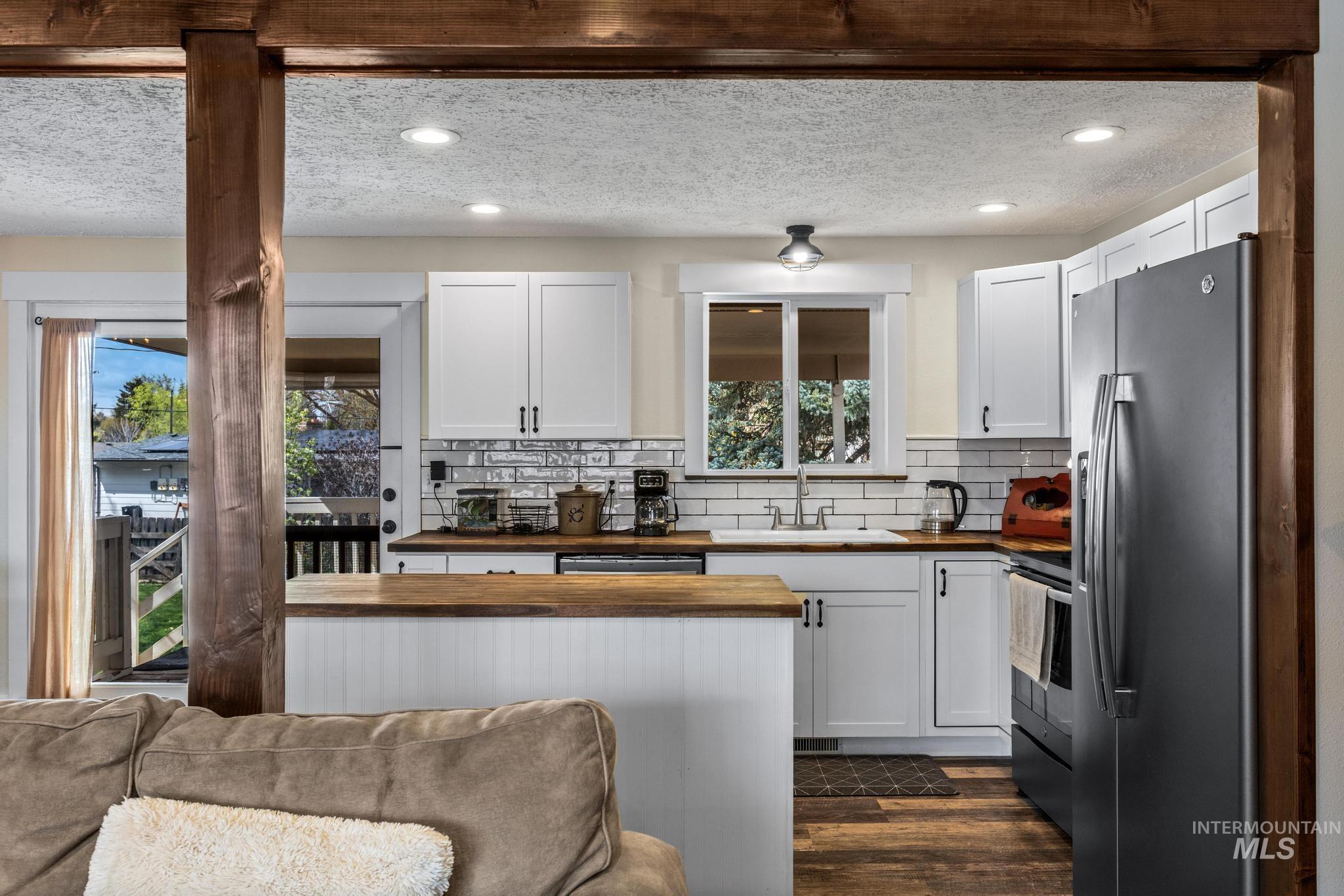 4715 N Sorrento, Boise, Idaho 83704, 4 Bedrooms, 2 Bathrooms, Residential For Sale, Price $559,990,MLS 98980729