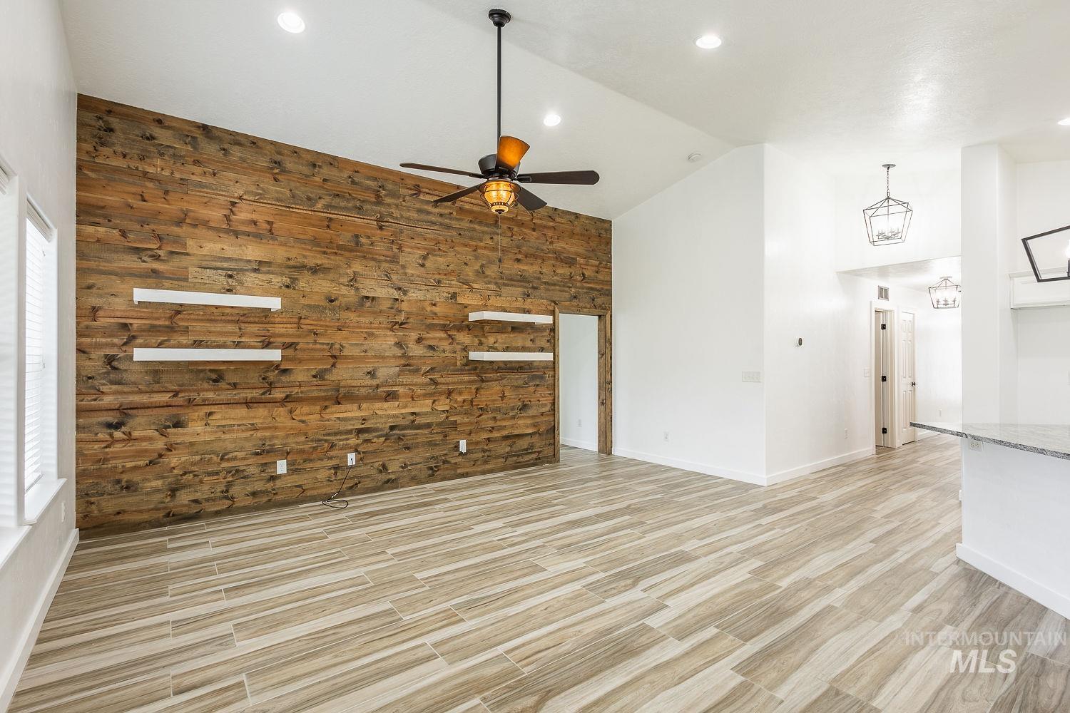 14179 Silver Lining Dr., Caldwell, Idaho 83607, 3 Bedrooms, 2 Bathrooms, Residential For Sale, Price $469,000,MLS 98980732