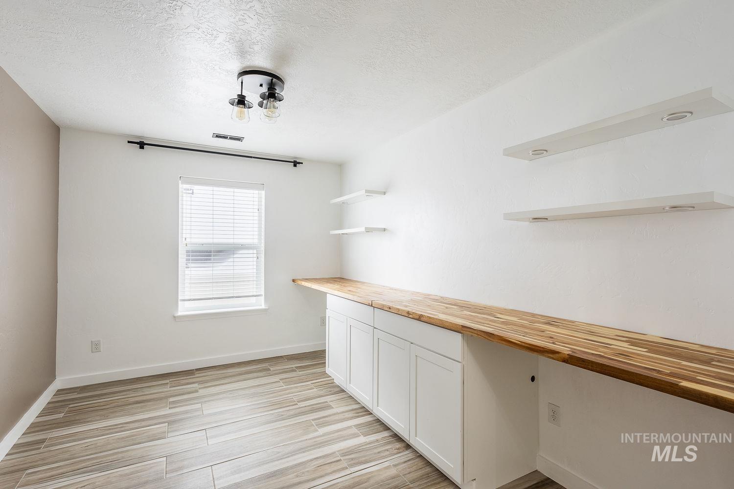 14179 Silver Lining Dr., Caldwell, Idaho 83607, 3 Bedrooms, 2 Bathrooms, Residential For Sale, Price $469,000,MLS 98980732