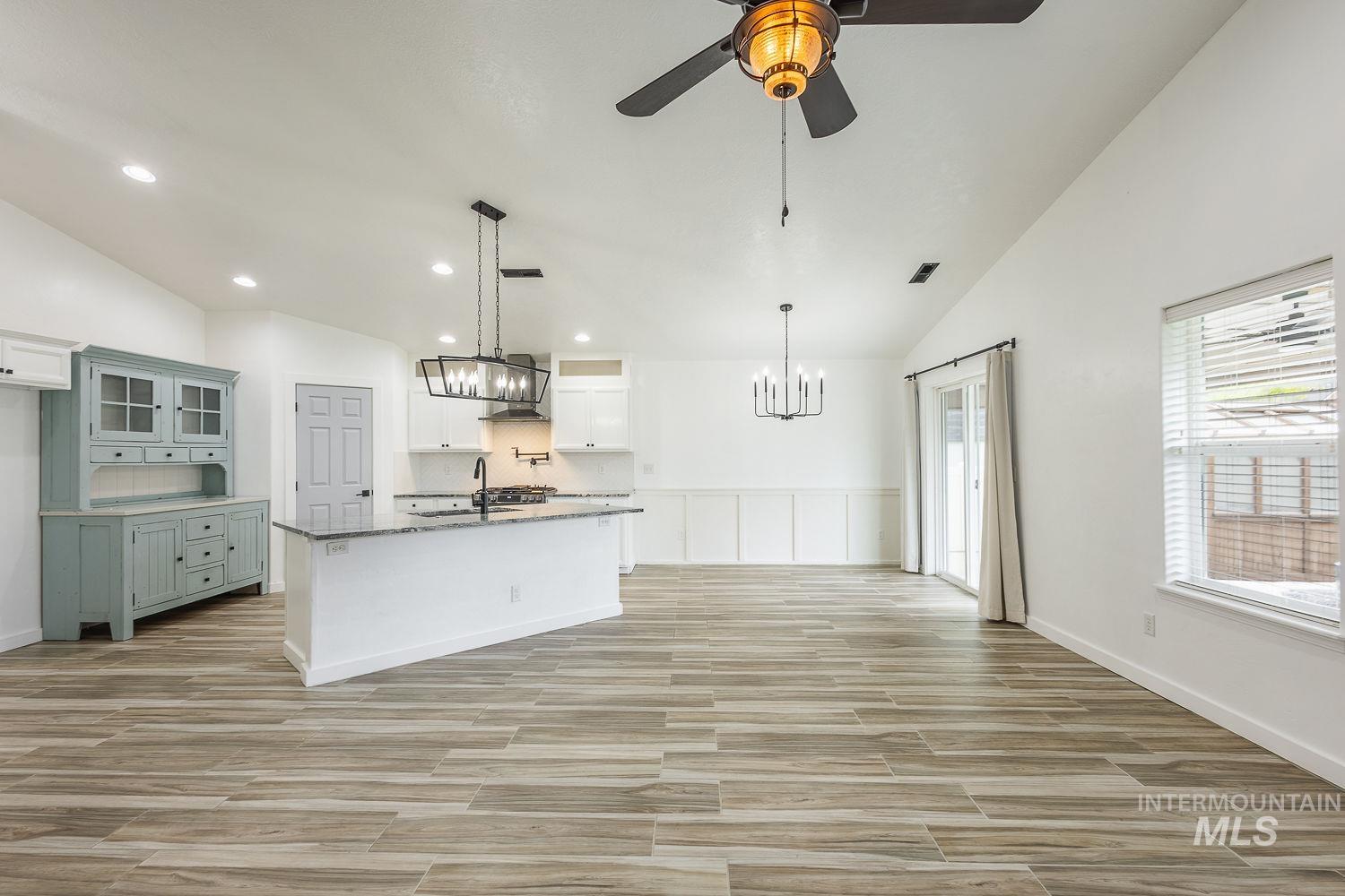 14179 Silver Lining Dr., Caldwell, Idaho 83607, 3 Bedrooms, 2 Bathrooms, Residential For Sale, Price $469,000,MLS 98980732