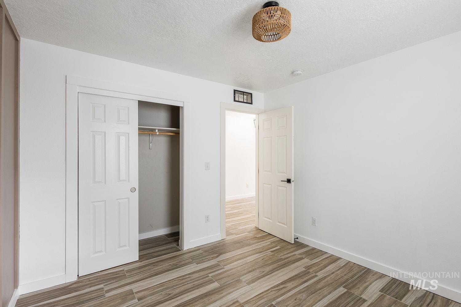 14179 Silver Lining Dr., Caldwell, Idaho 83607, 3 Bedrooms, 2 Bathrooms, Residential For Sale, Price $469,000,MLS 98980732