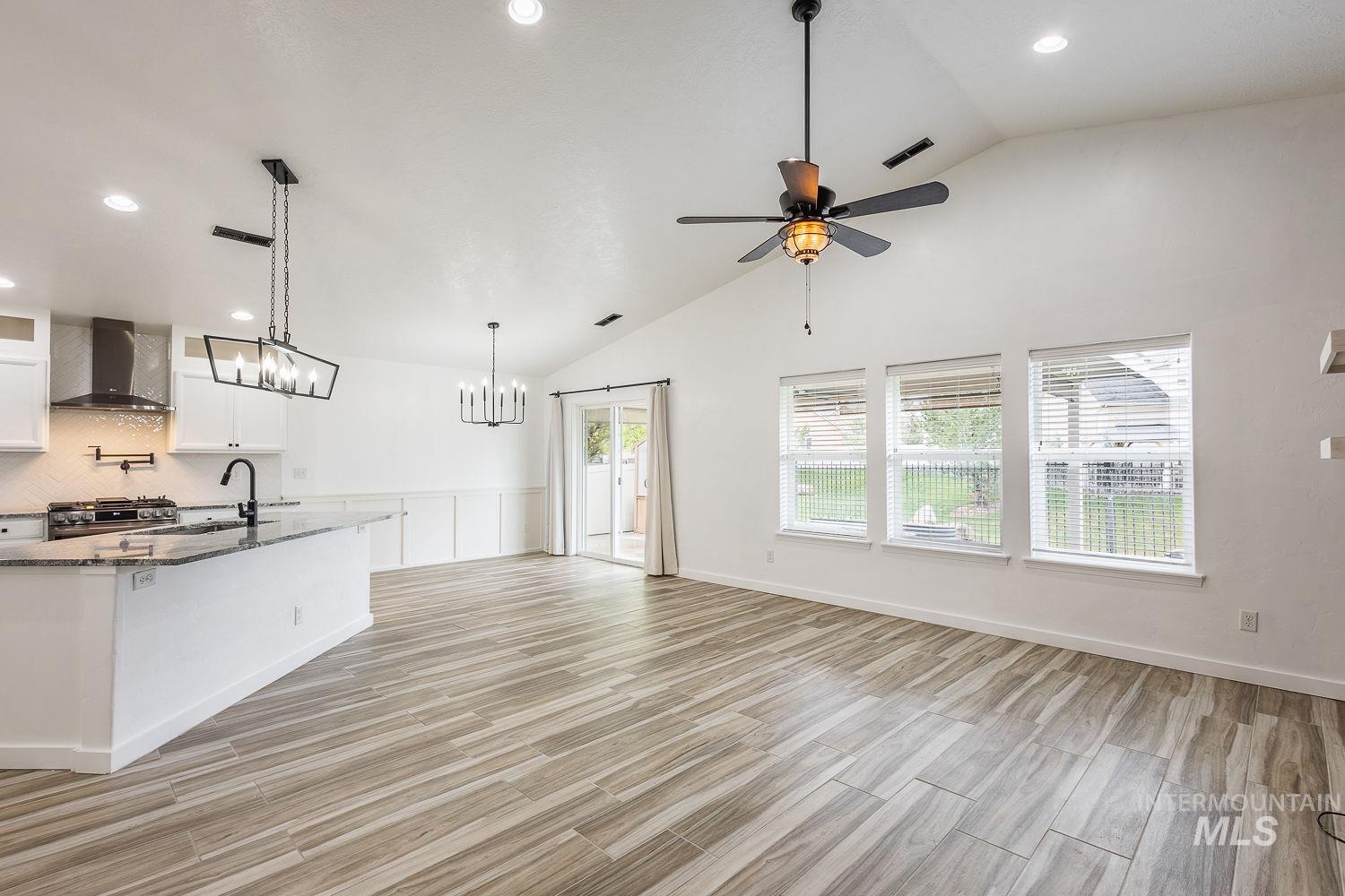 14179 Silver Lining Dr., Caldwell, Idaho 83607, 3 Bedrooms, 2 Bathrooms, Residential For Sale, Price $469,000,MLS 98980732