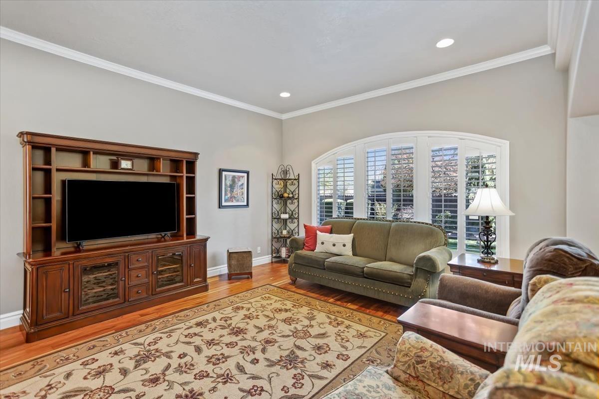 1406 N Lopez, Eagle, Idaho 83616, 4 Bedrooms, 3 Bathrooms, Residential For Sale, Price $765,000,MLS 98980733