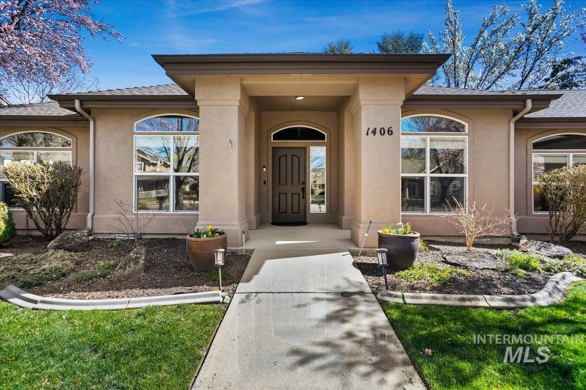 1406 N Lopez, Eagle, Idaho 83616, 4 Bedrooms, 3 Bathrooms, Residential For Sale, Price $765,000,MLS 98980733