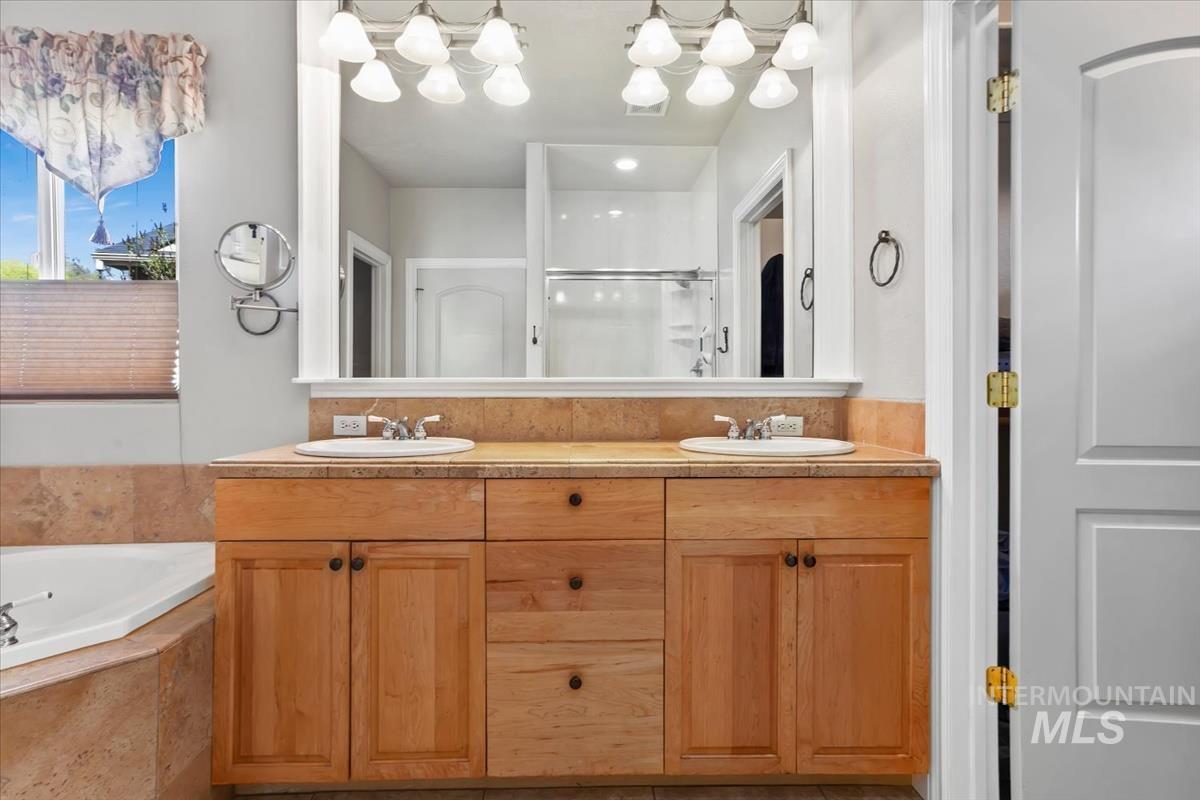 1406 N Lopez, Eagle, Idaho 83616, 4 Bedrooms, 3 Bathrooms, Residential For Sale, Price $765,000,MLS 98980733