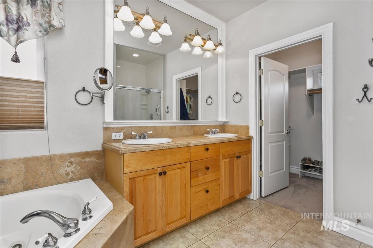 1406 N Lopez, Eagle, Idaho 83616, 4 Bedrooms, 3 Bathrooms, Residential For Sale, Price $765,000,MLS 98980733