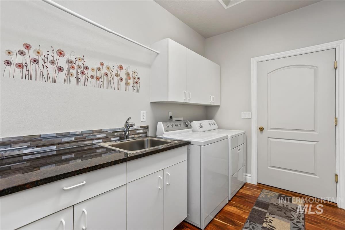 1406 N Lopez, Eagle, Idaho 83616, 4 Bedrooms, 3 Bathrooms, Residential For Sale, Price $765,000,MLS 98980733