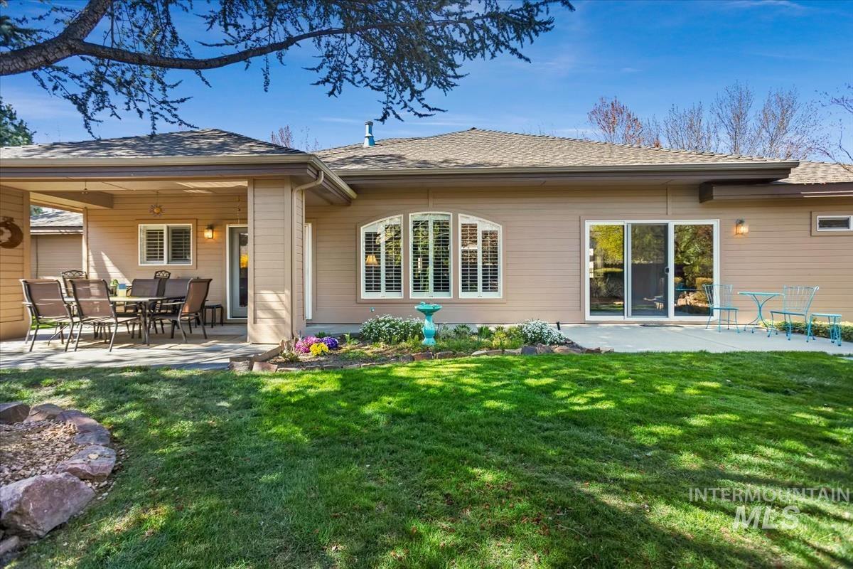 1406 N Lopez, Eagle, Idaho 83616, 4 Bedrooms, 3 Bathrooms, Residential For Sale, Price $765,000,MLS 98980733