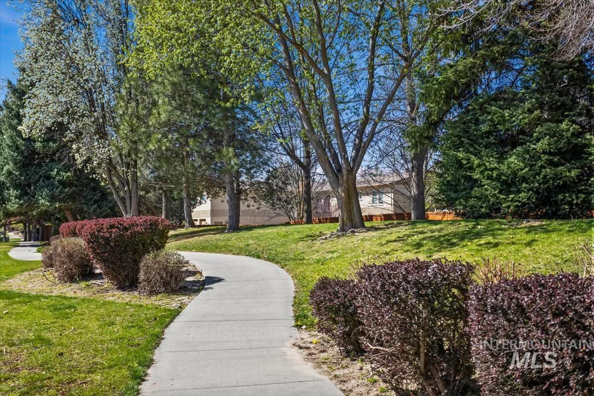 1406 N Lopez, Eagle, Idaho 83616, 4 Bedrooms, 3 Bathrooms, Residential For Sale, Price $765,000,MLS 98980733