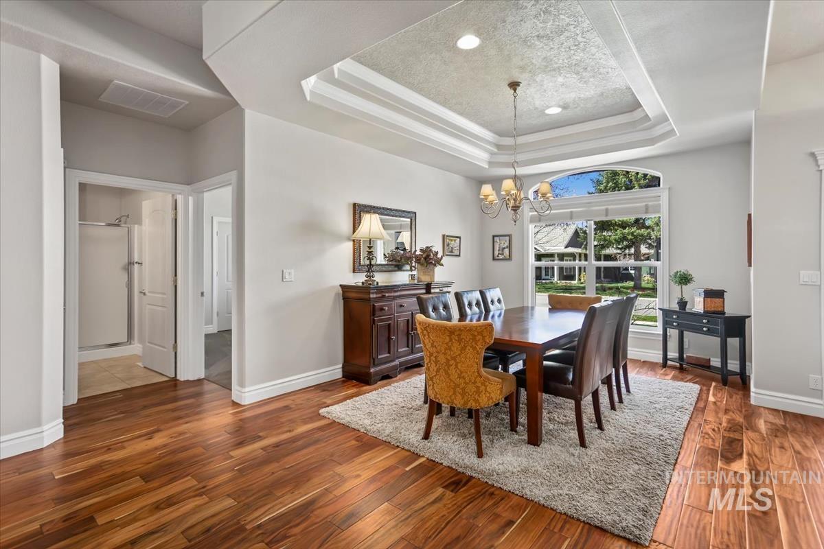 1406 N Lopez, Eagle, Idaho 83616, 4 Bedrooms, 3 Bathrooms, Residential For Sale, Price $765,000,MLS 98980733