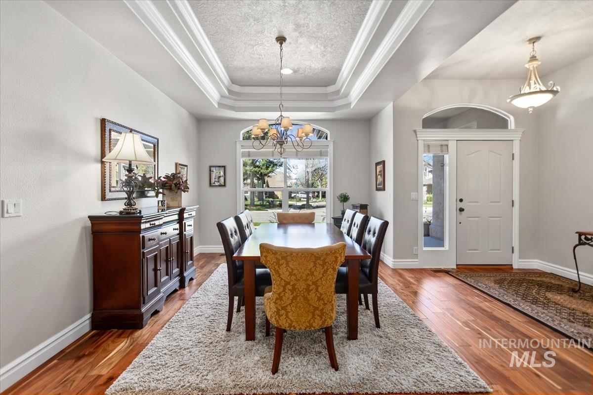 1406 N Lopez, Eagle, Idaho 83616, 4 Bedrooms, 3 Bathrooms, Residential For Sale, Price $765,000,MLS 98980733