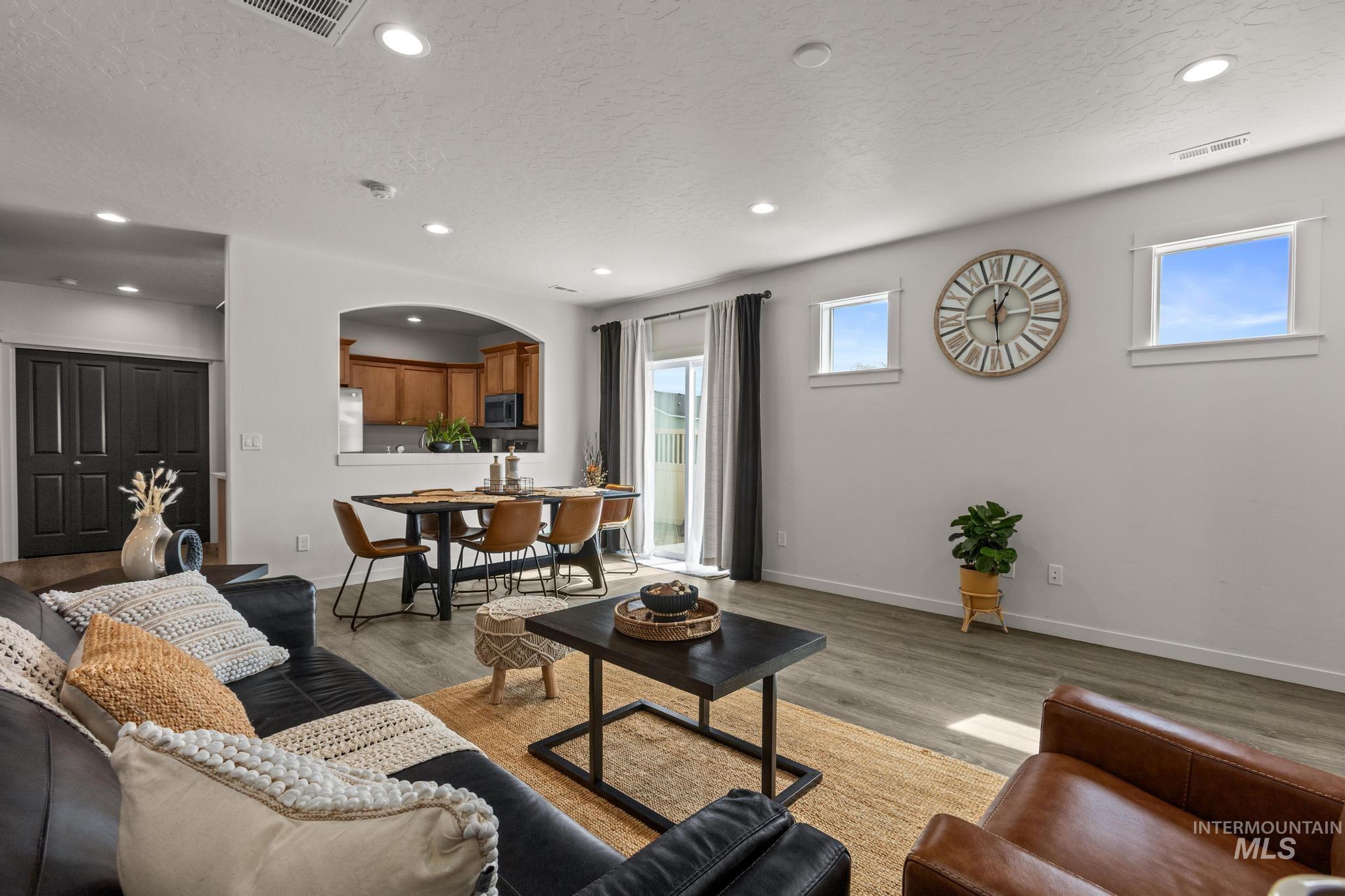 3466 S Garibaldi Pl, Meridian, Idaho 83642, 3 Bedrooms, 2 Bathrooms, Residential For Sale, Price $429,900,MLS 98980734