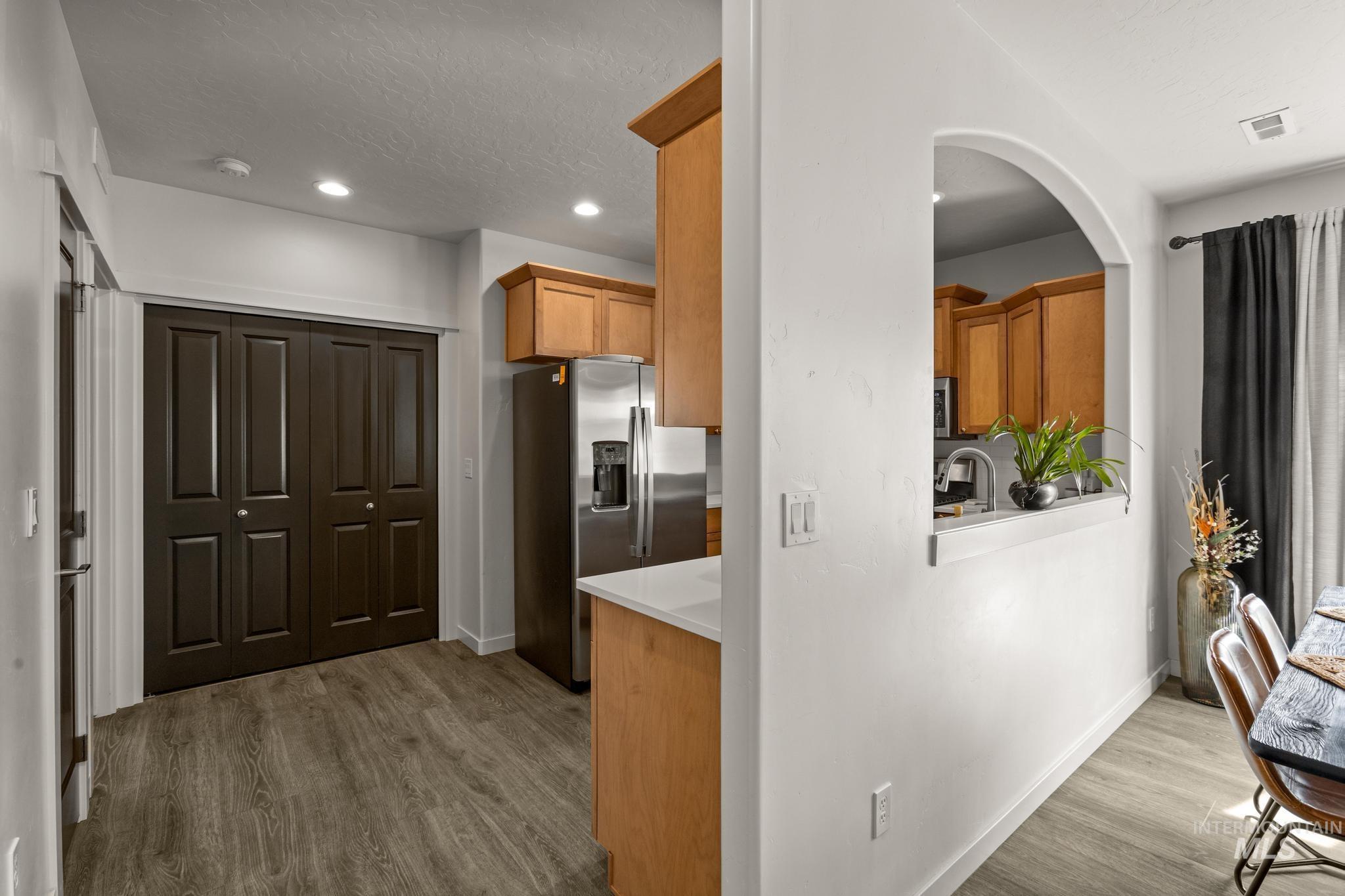 3466 S Garibaldi Pl, Meridian, Idaho 83642, 3 Bedrooms, 2 Bathrooms, Residential For Sale, Price $429,900,MLS 98980734