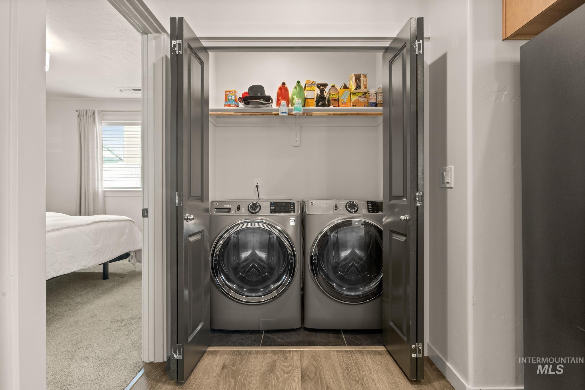 3466 S Garibaldi Pl, Meridian, Idaho 83642, 3 Bedrooms, 2 Bathrooms, Residential For Sale, Price $429,900,MLS 98980734