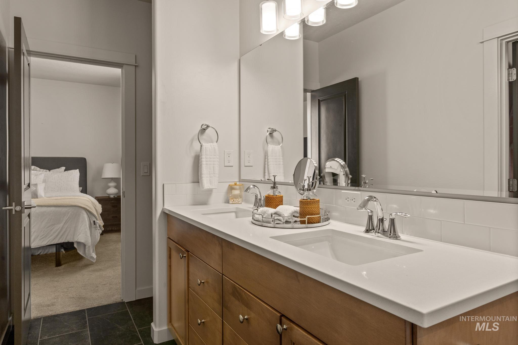 3466 S Garibaldi Pl, Meridian, Idaho 83642, 3 Bedrooms, 2 Bathrooms, Residential For Sale, Price $429,900,MLS 98980734