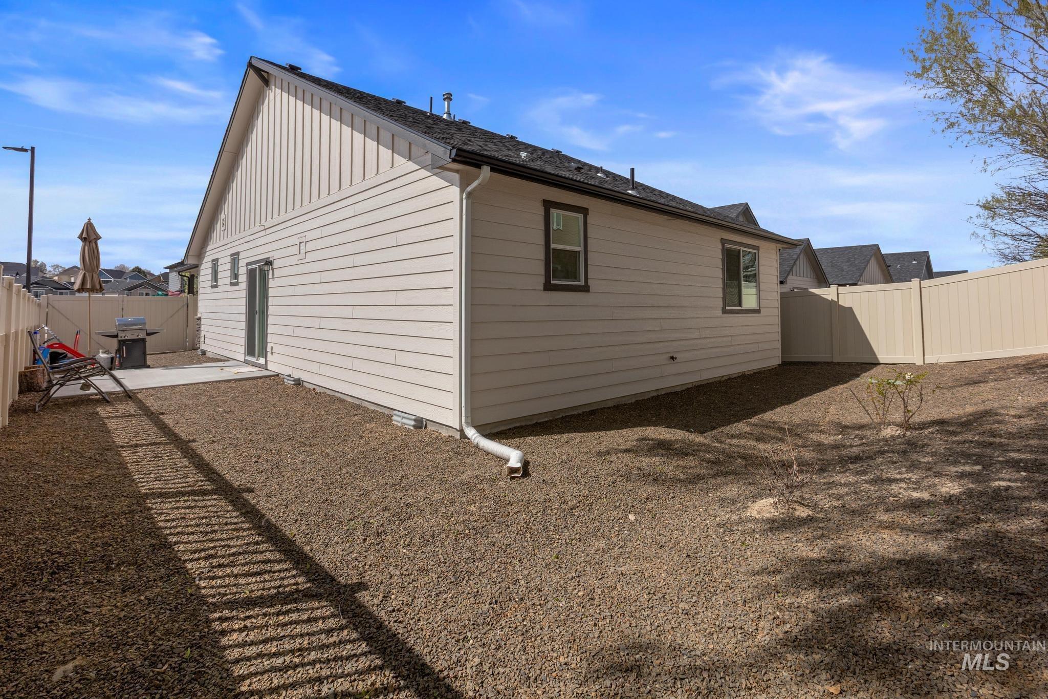 3466 S Garibaldi Pl, Meridian, Idaho 83642, 3 Bedrooms, 2 Bathrooms, Residential For Sale, Price $429,900,MLS 98980734