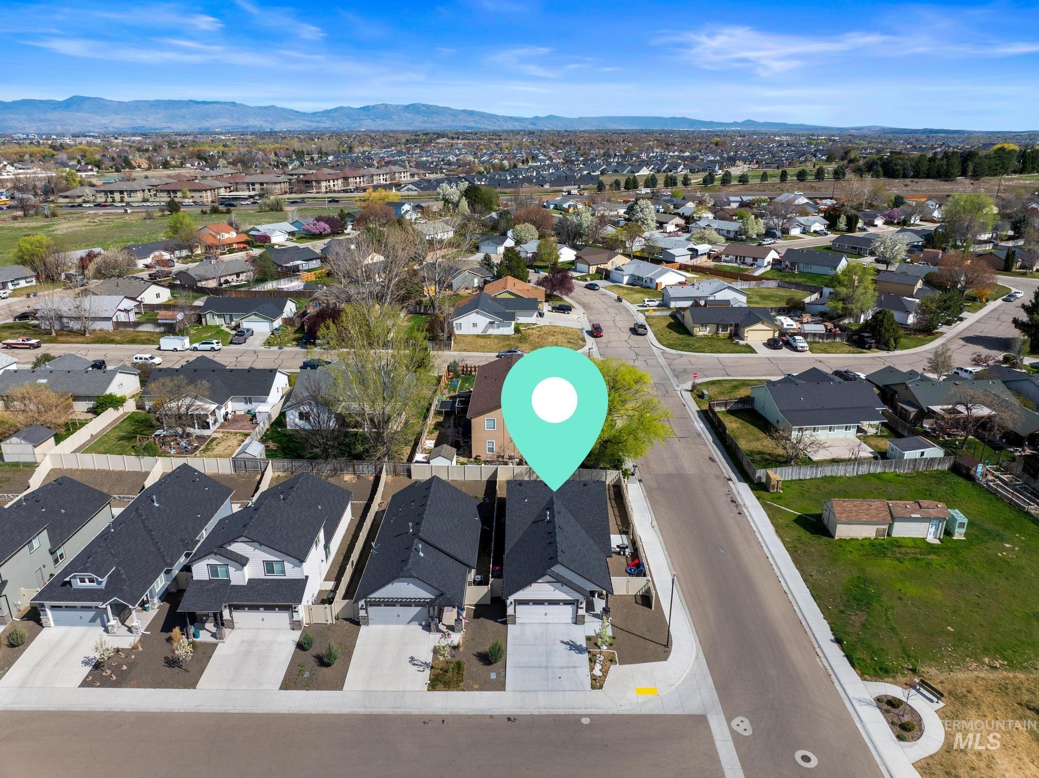 3466 S Garibaldi Pl, Meridian, Idaho 83642, 3 Bedrooms, 2 Bathrooms, Residential For Sale, Price $429,900,MLS 98980734