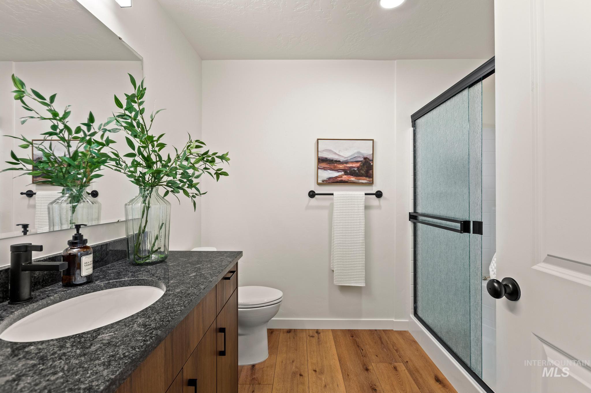 7469 W Swain Lane, Garden City, Idaho 73714, 3 Bedrooms, 3 Bathrooms, Residential For Sale, Price $439,000,MLS 98980735