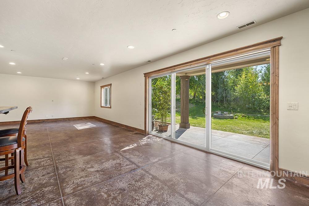 3598 N Timber Ridge Ln, Eagle, Idaho 83616, 4 Bedrooms, 5 Bathrooms, Residential For Sale, Price $2,299,000,MLS 98980739