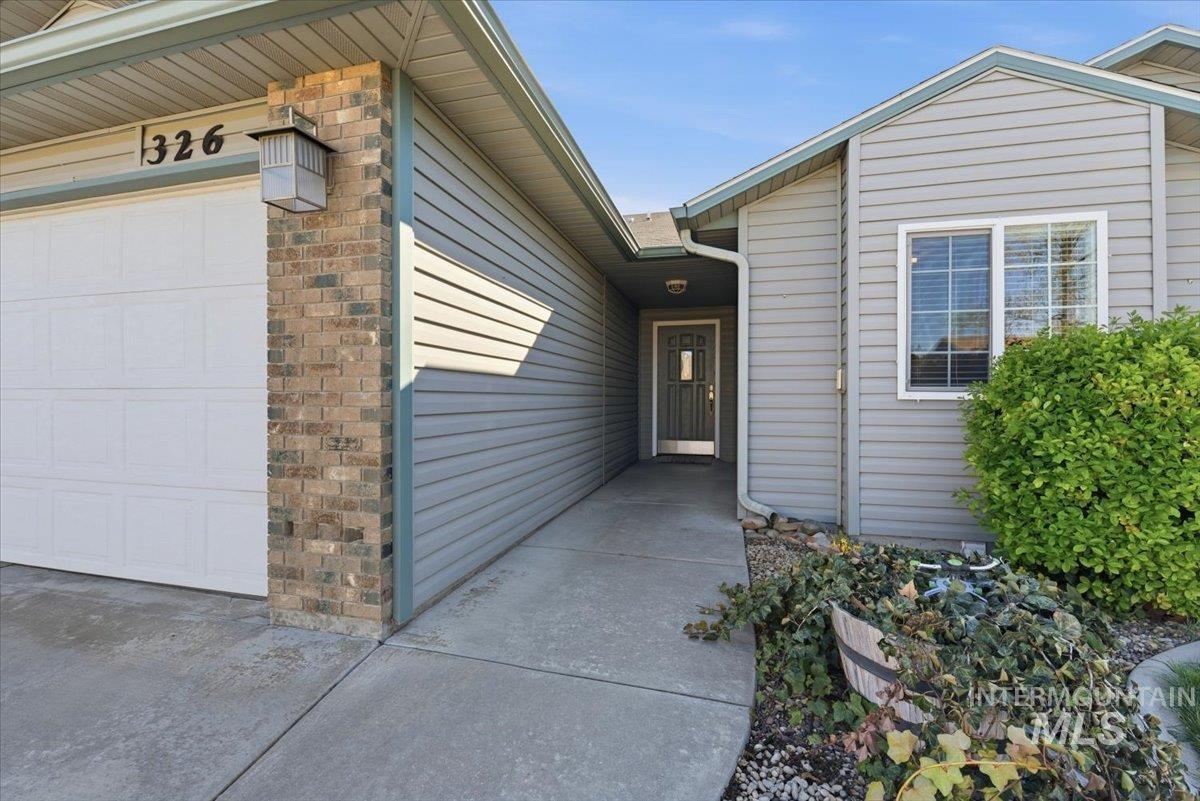 326 N Westminster St, Nampa, Idaho 83651, 2 Bedrooms, 2 Bathrooms, Residential For Sale, Price $308,000,MLS 98980740