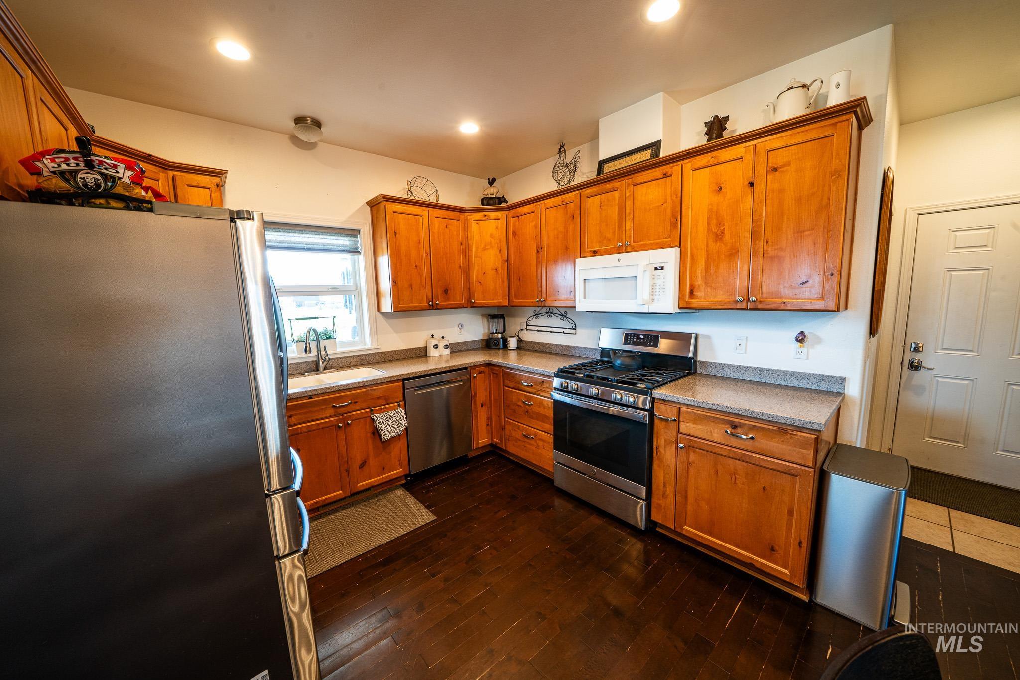 194 Golden Acres Drive, Grangeville, Idaho 83530, 2 Bedrooms, 1 Bathroom, Residential For Sale, Price $559,000,MLS 98980749