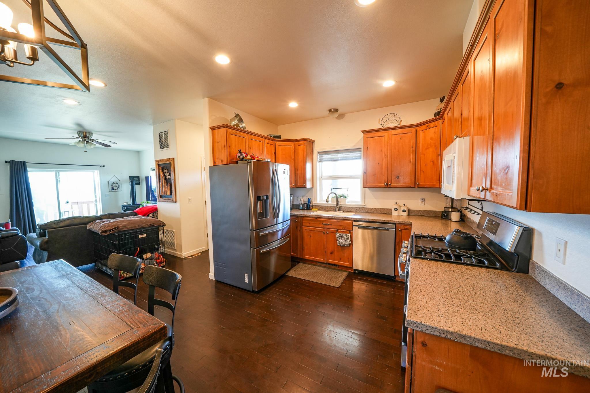 194 Golden Acres Drive, Grangeville, Idaho 83530, 2 Bedrooms, 1 Bathroom, Residential For Sale, Price $559,000,MLS 98980749